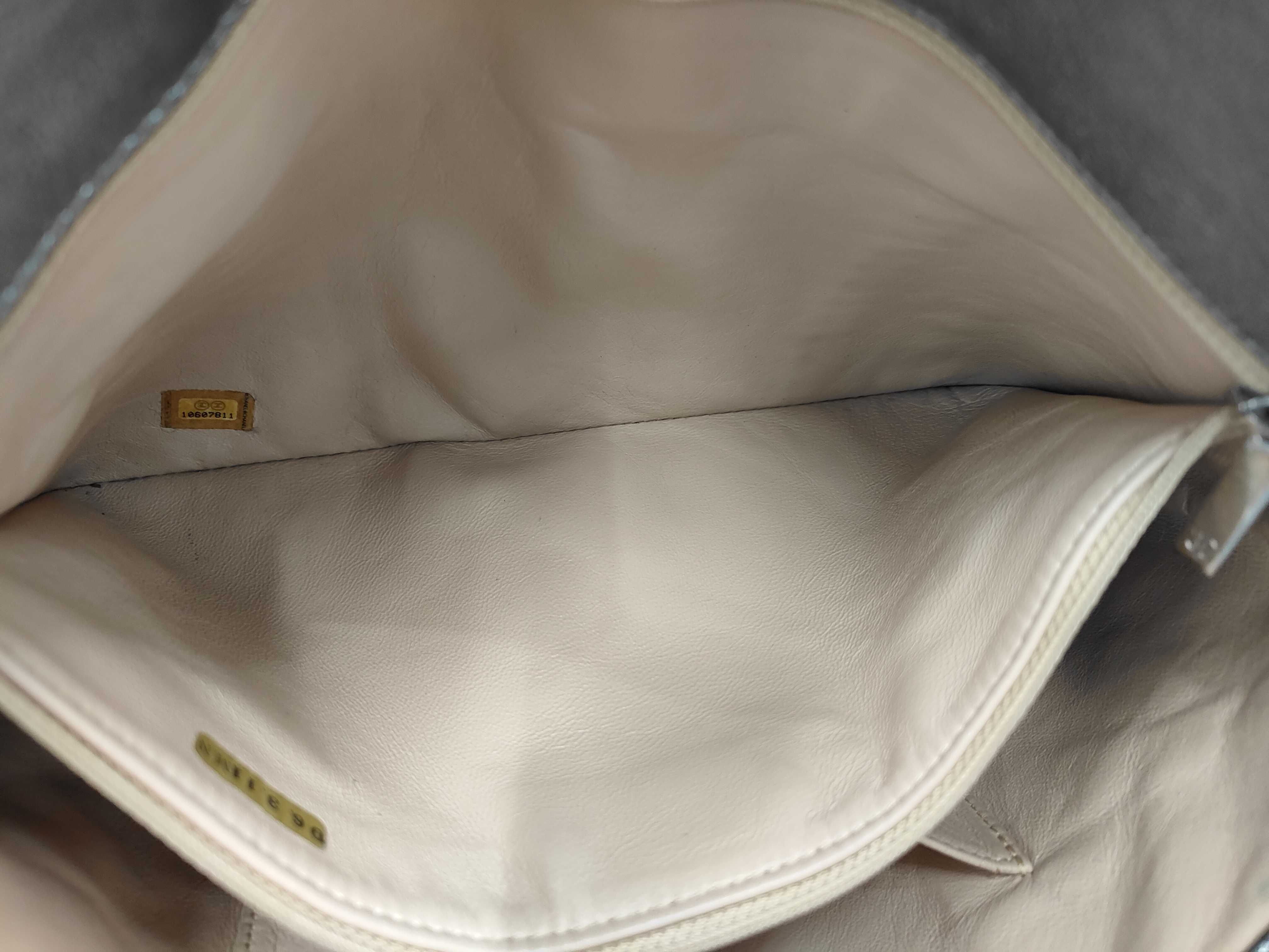 Luxury Line Tote Bag (Series 10) — view 11