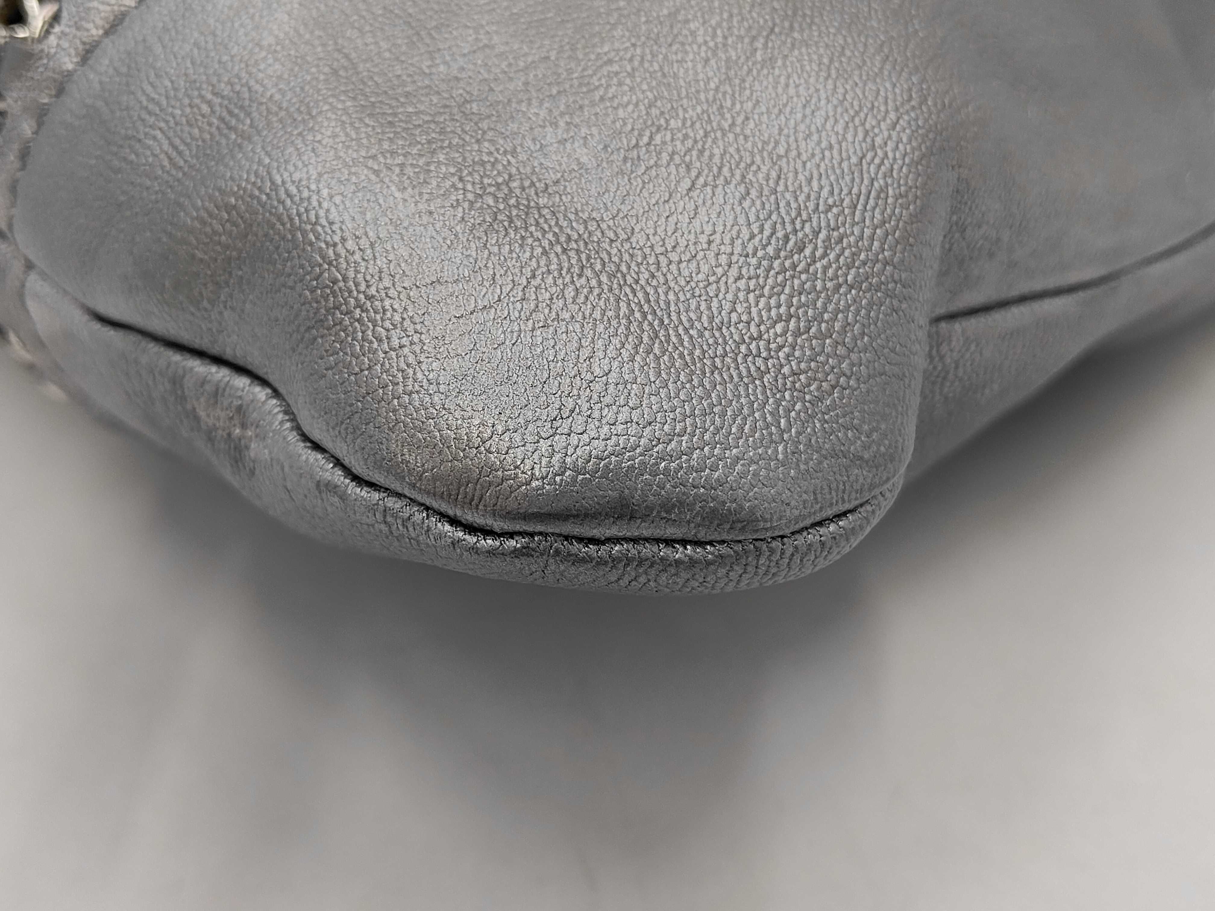 Luxury Line Tote Bag (Series 10) — view 7