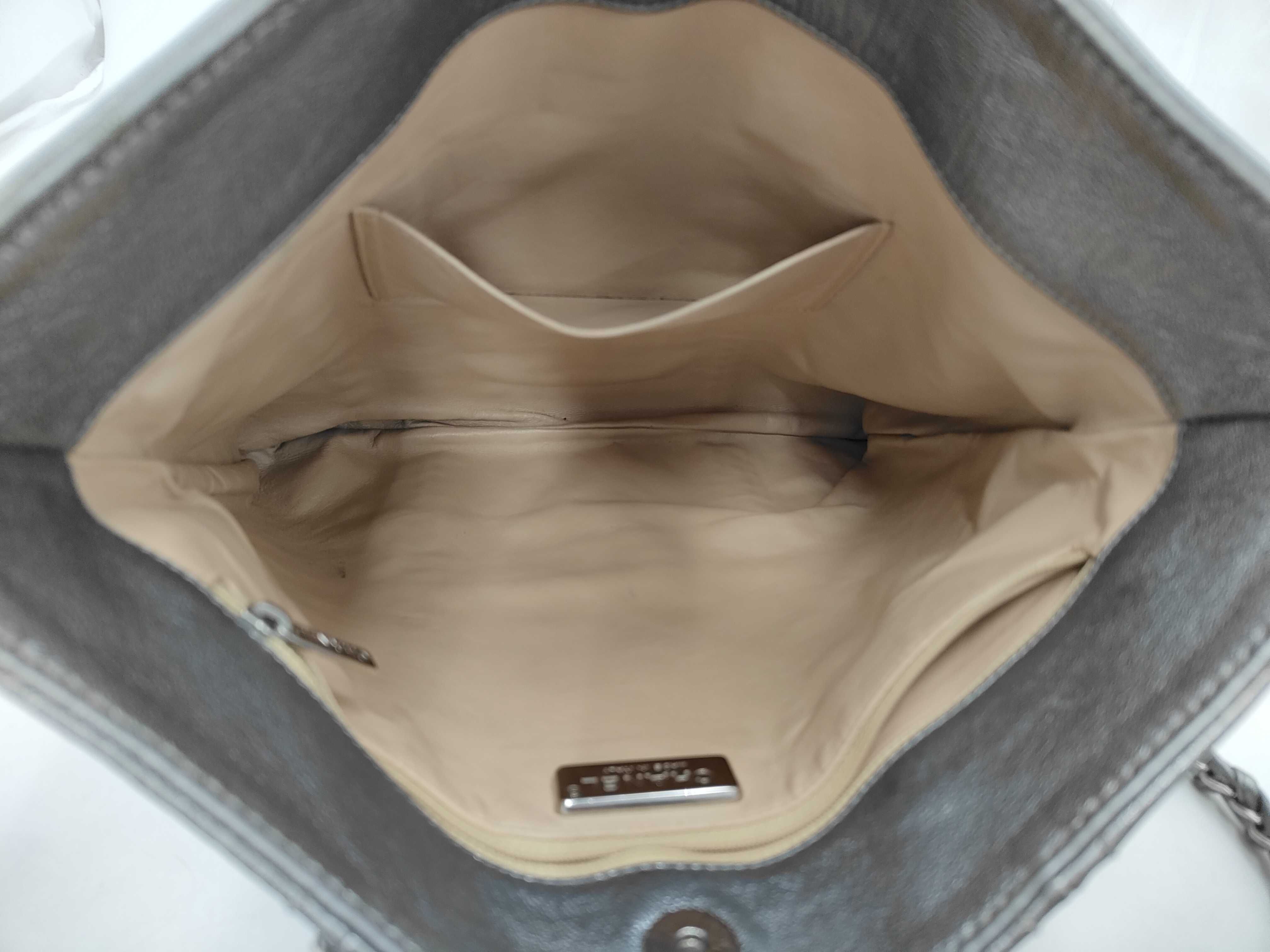 Luxury Line Tote Bag (Series 10) — view 10