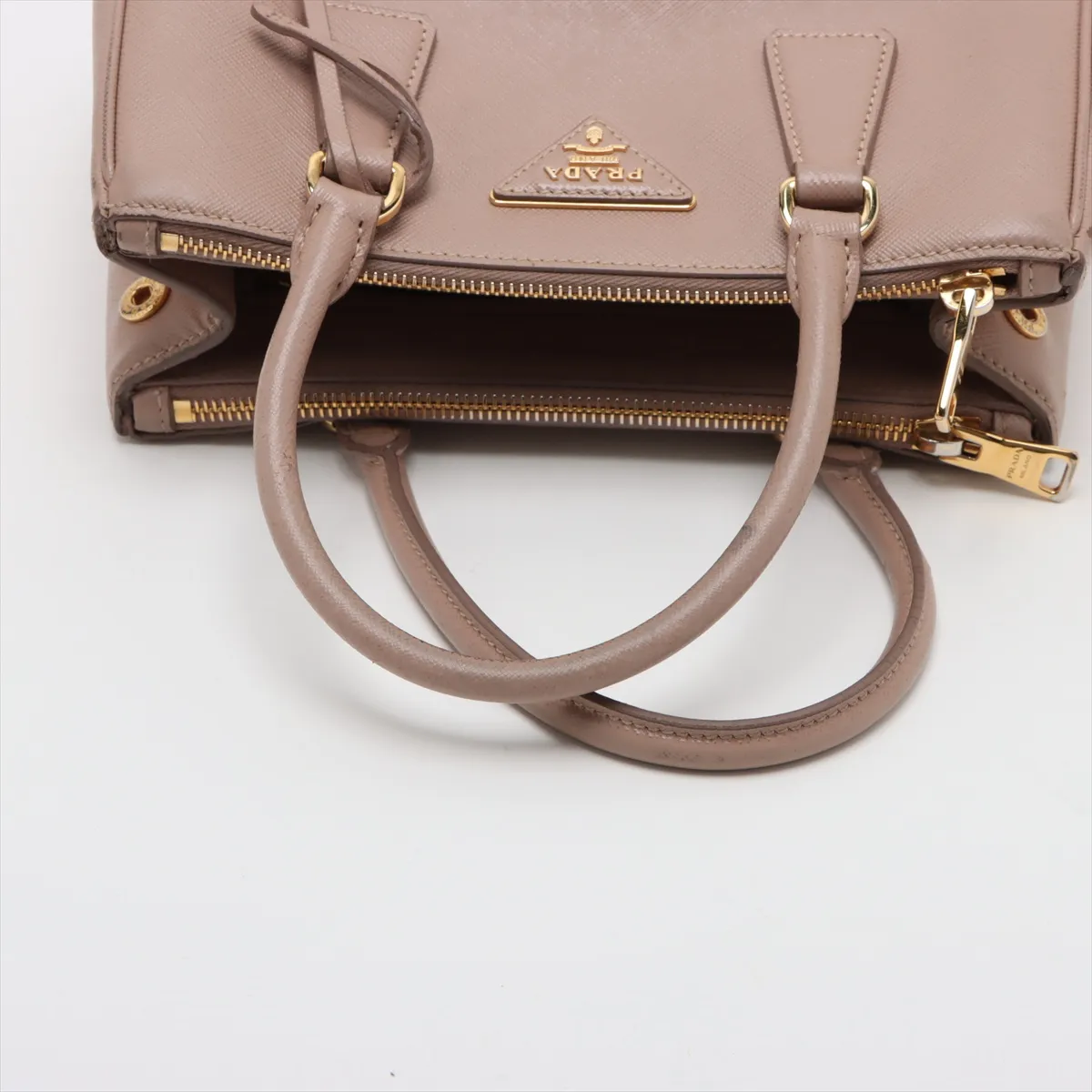 Saffiano Luxe Leather 2WAY Handbag Beige 1BA896 — view 5