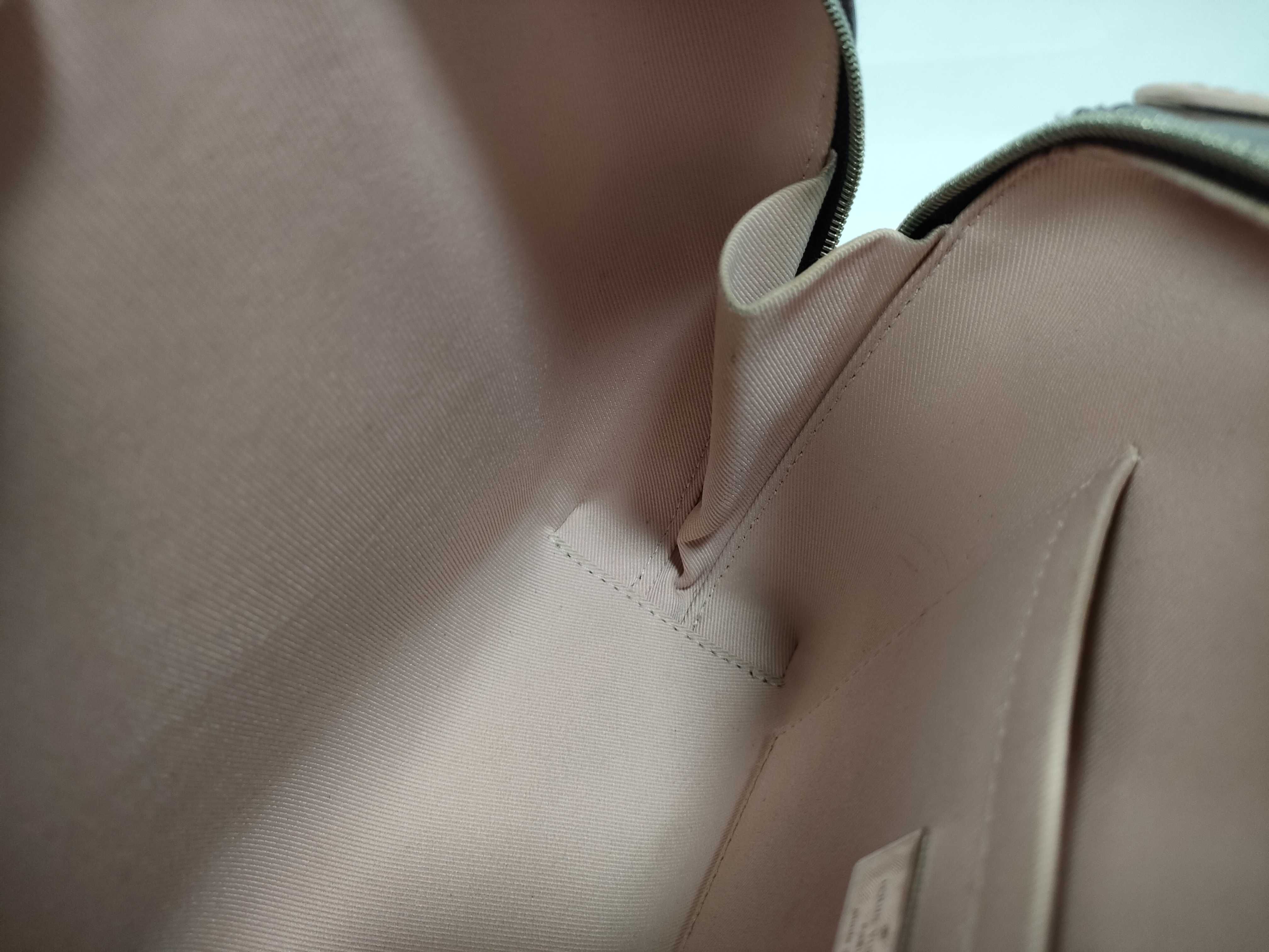 Vernis Louis Vuitton enamel shoulder bag — view 9
