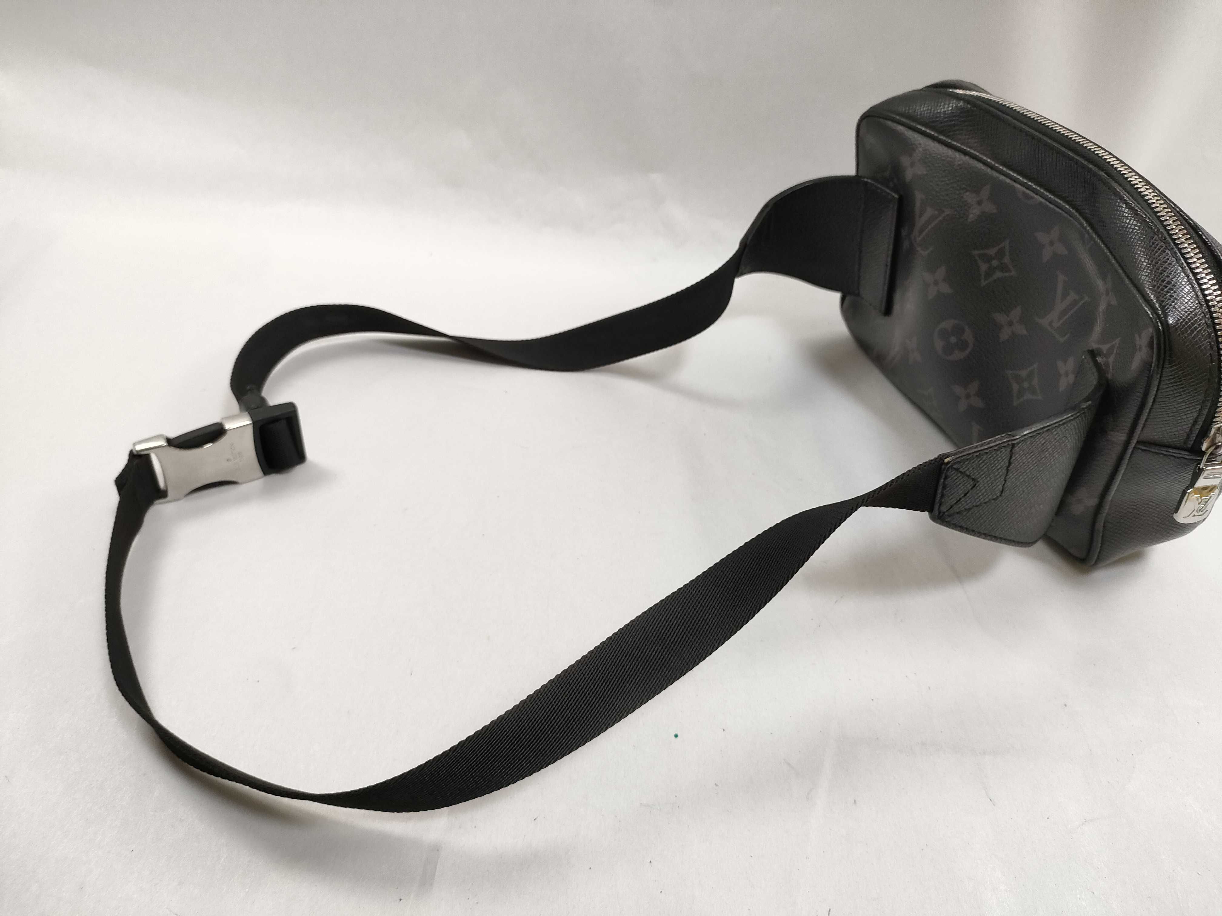 ID- Monogram Eclipse Bum bag outdoor M30245 PL2129 Black waist bag — view 3