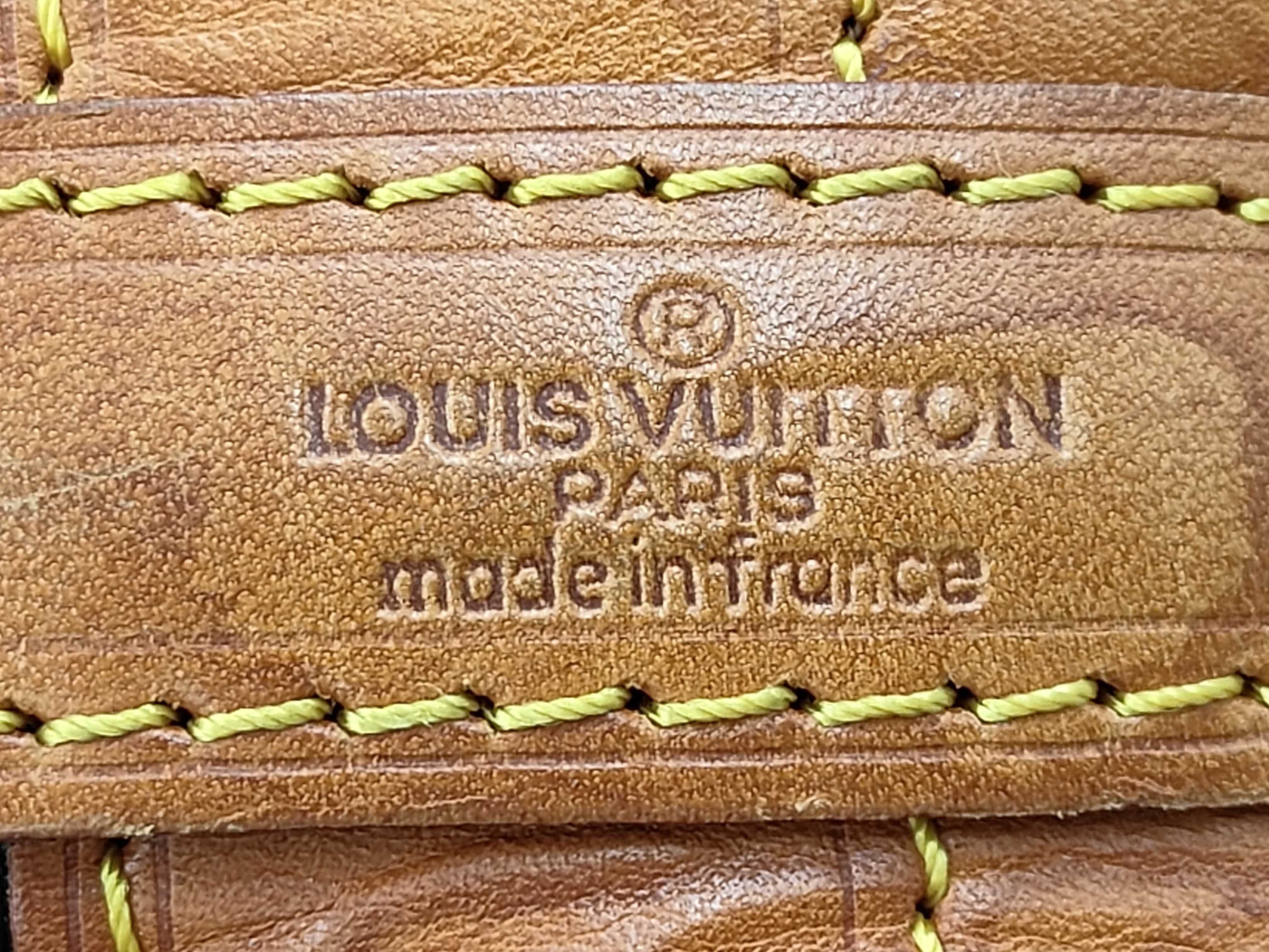 Noé Shoulder Bag — view 10
