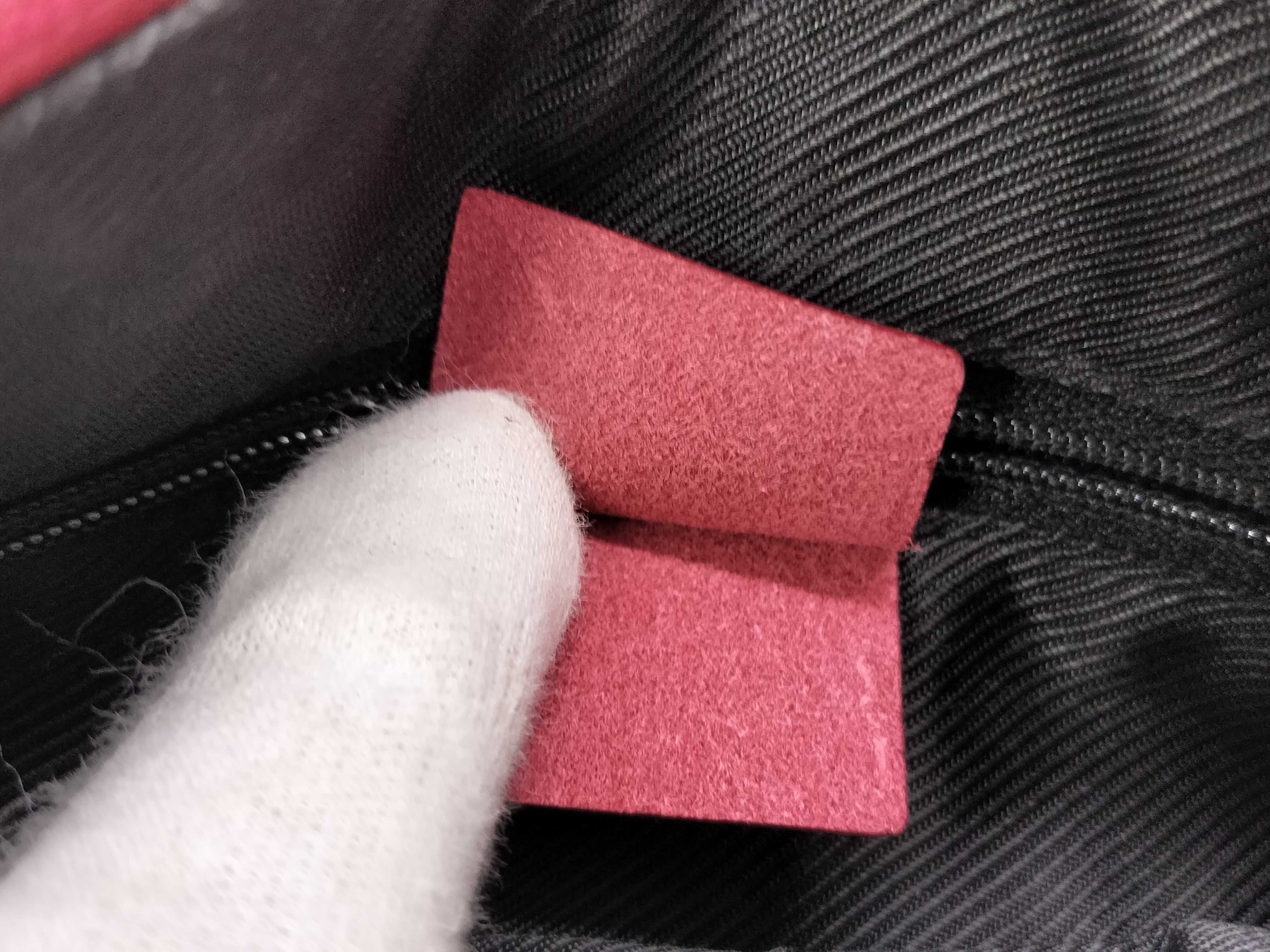 GG Canvas Handbag — view 11