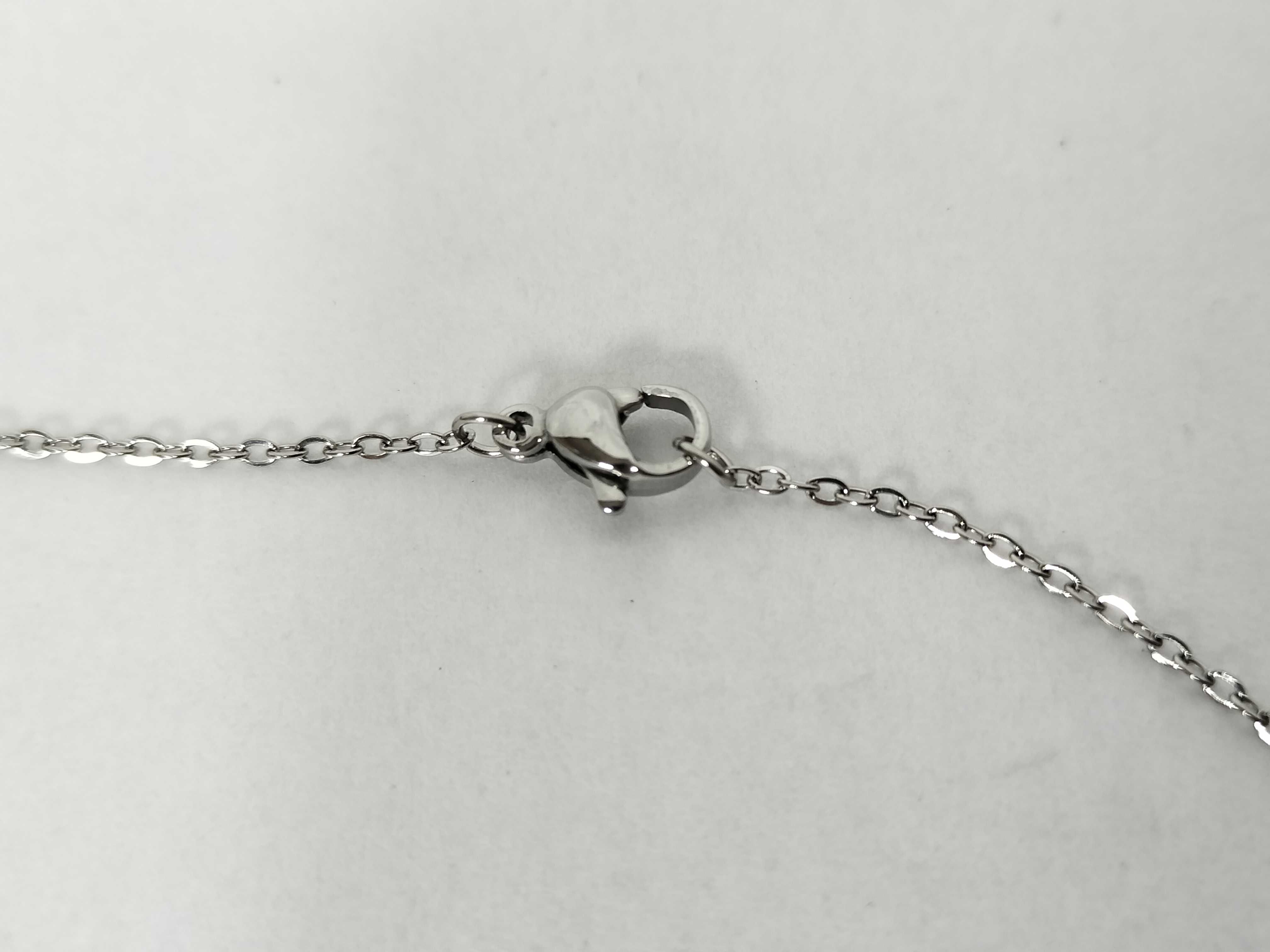 Pop H Necklace White Gold Necklace — view 3