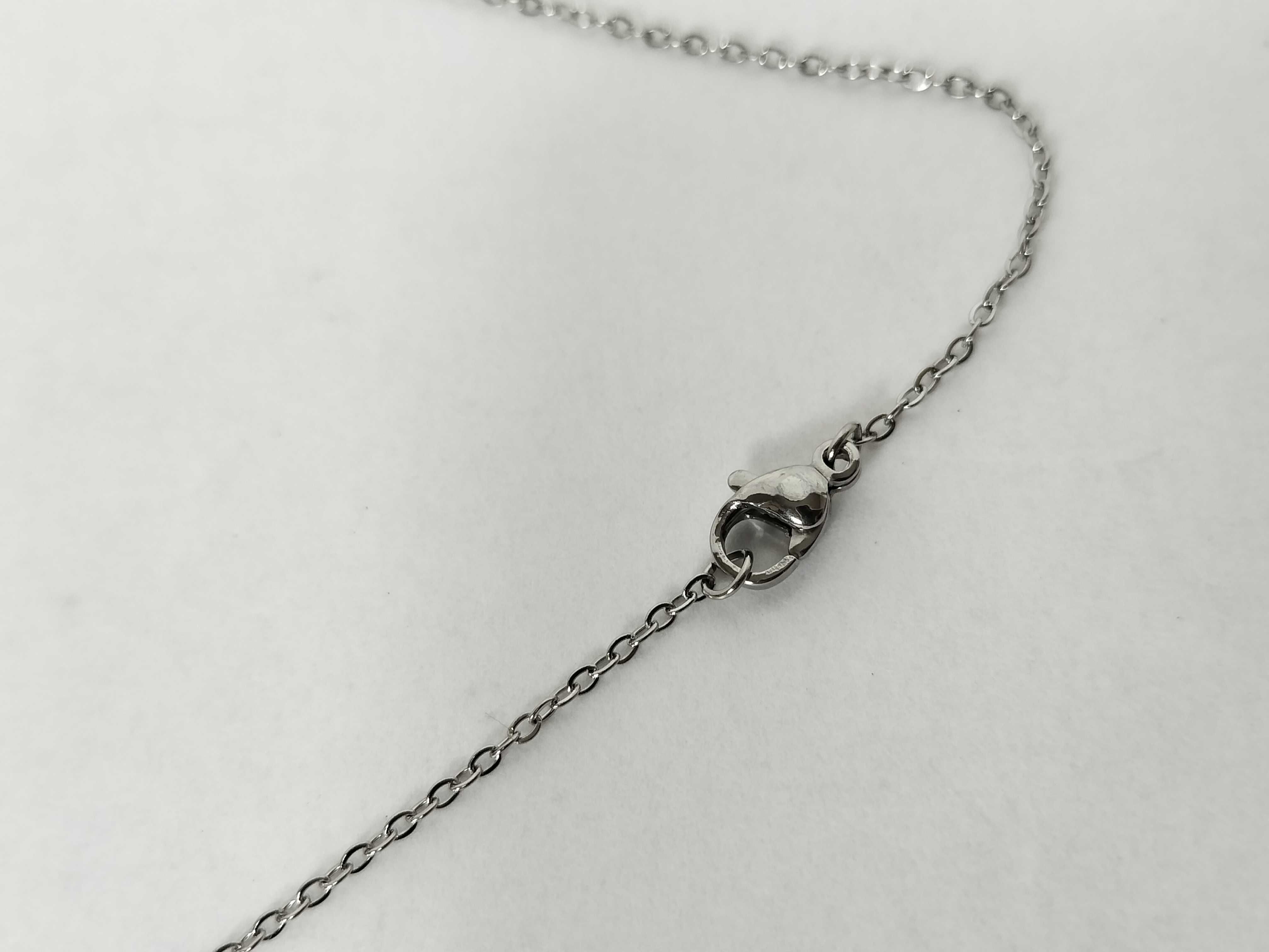 Pop H Necklace White Gold Necklace — view 5