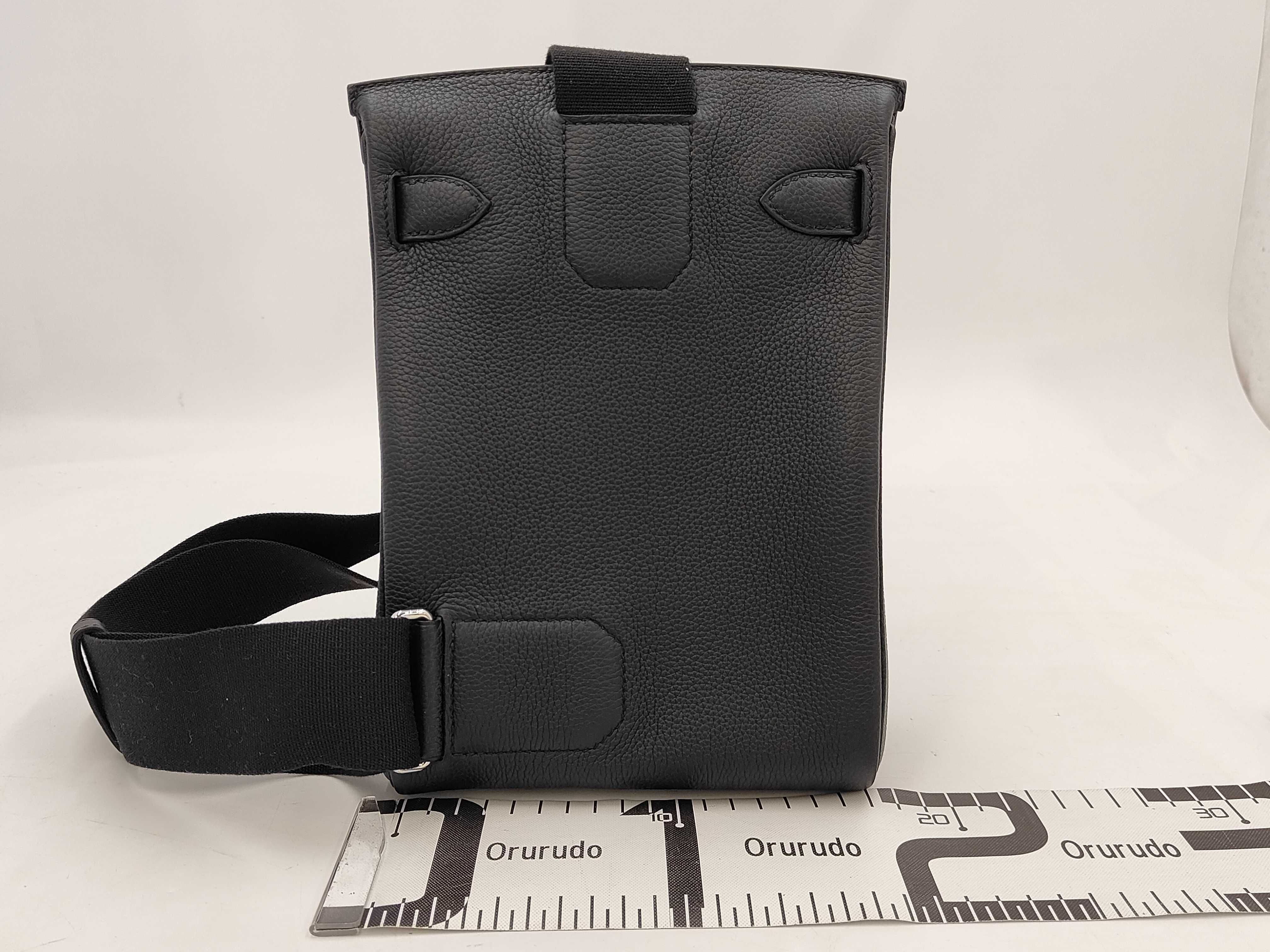 Kelly Accad PM Noir Togo G-stamp Shoulder Bag — view 2