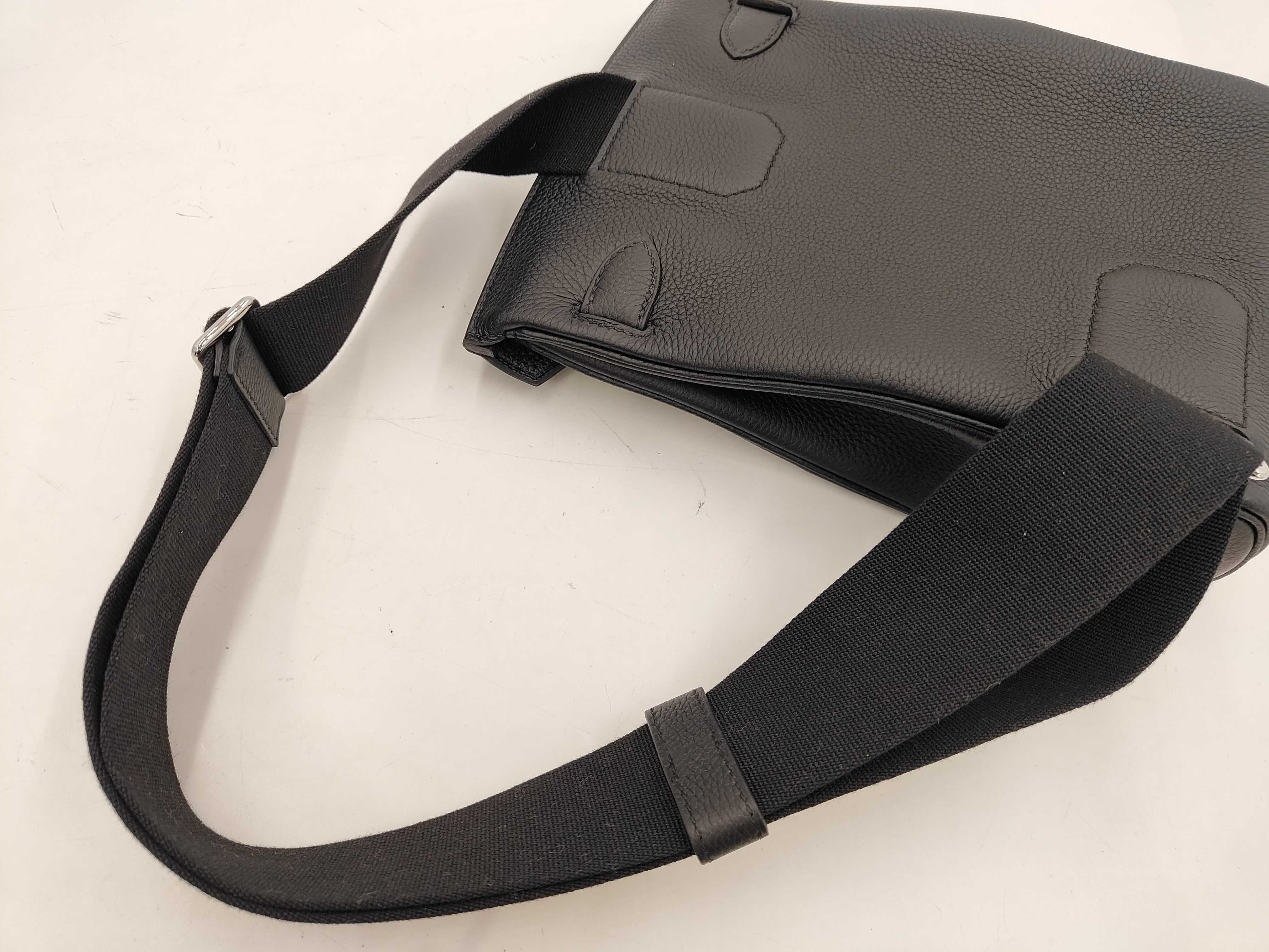 Kelly Accad PM Noir Togo G-stamp Shoulder Bag — view 5