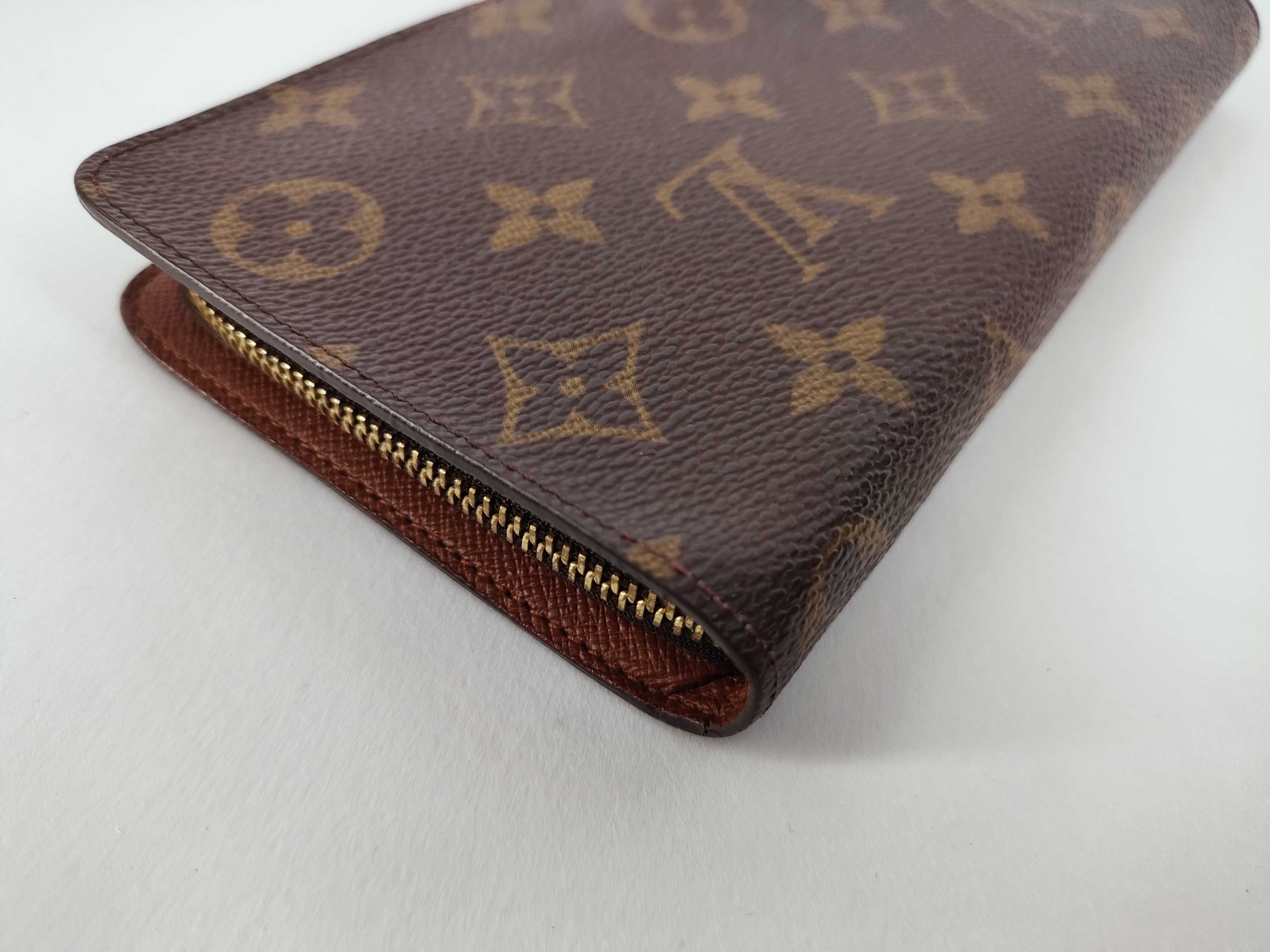 Monogram Louis Vuitton M61727 Portemonnaie Zip Wallet — view 3