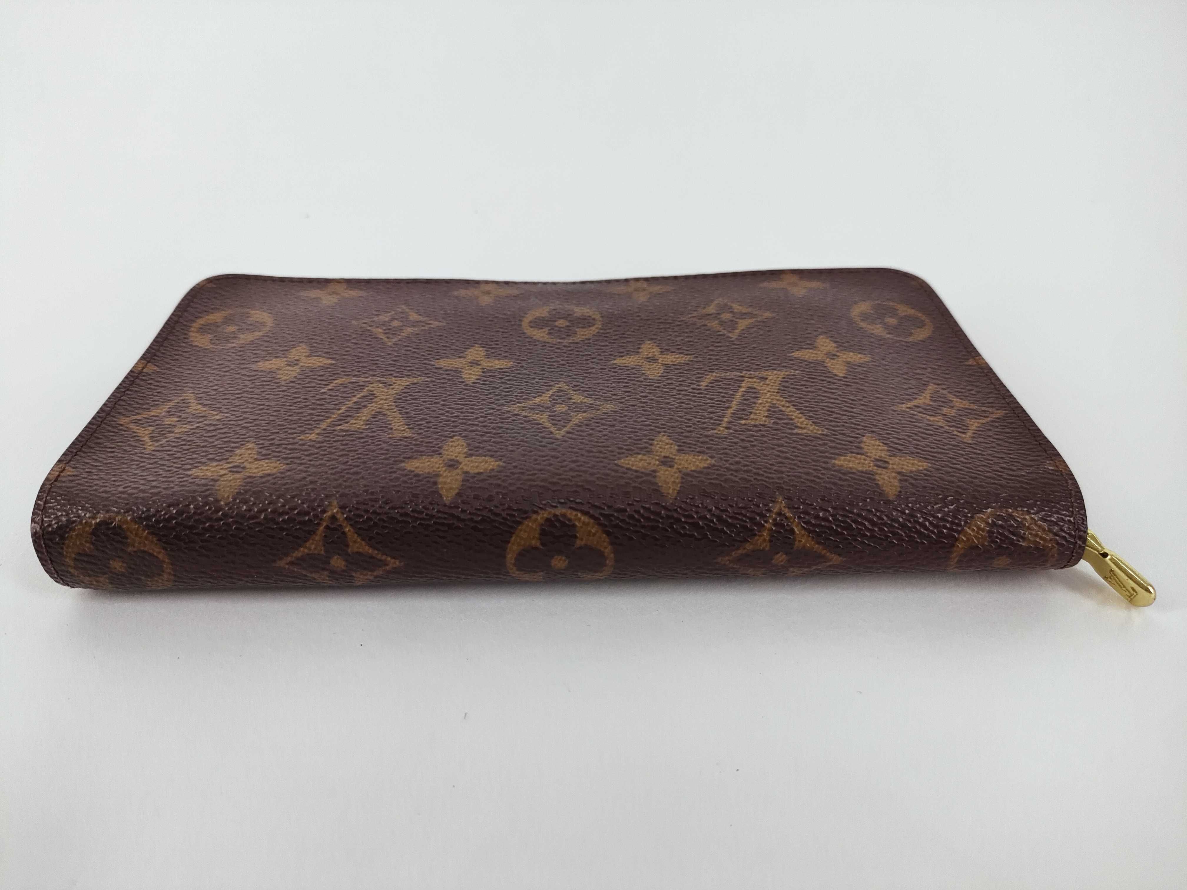 Monogram Louis Vuitton M61727 Portemonnaie Zip Wallet — view 5