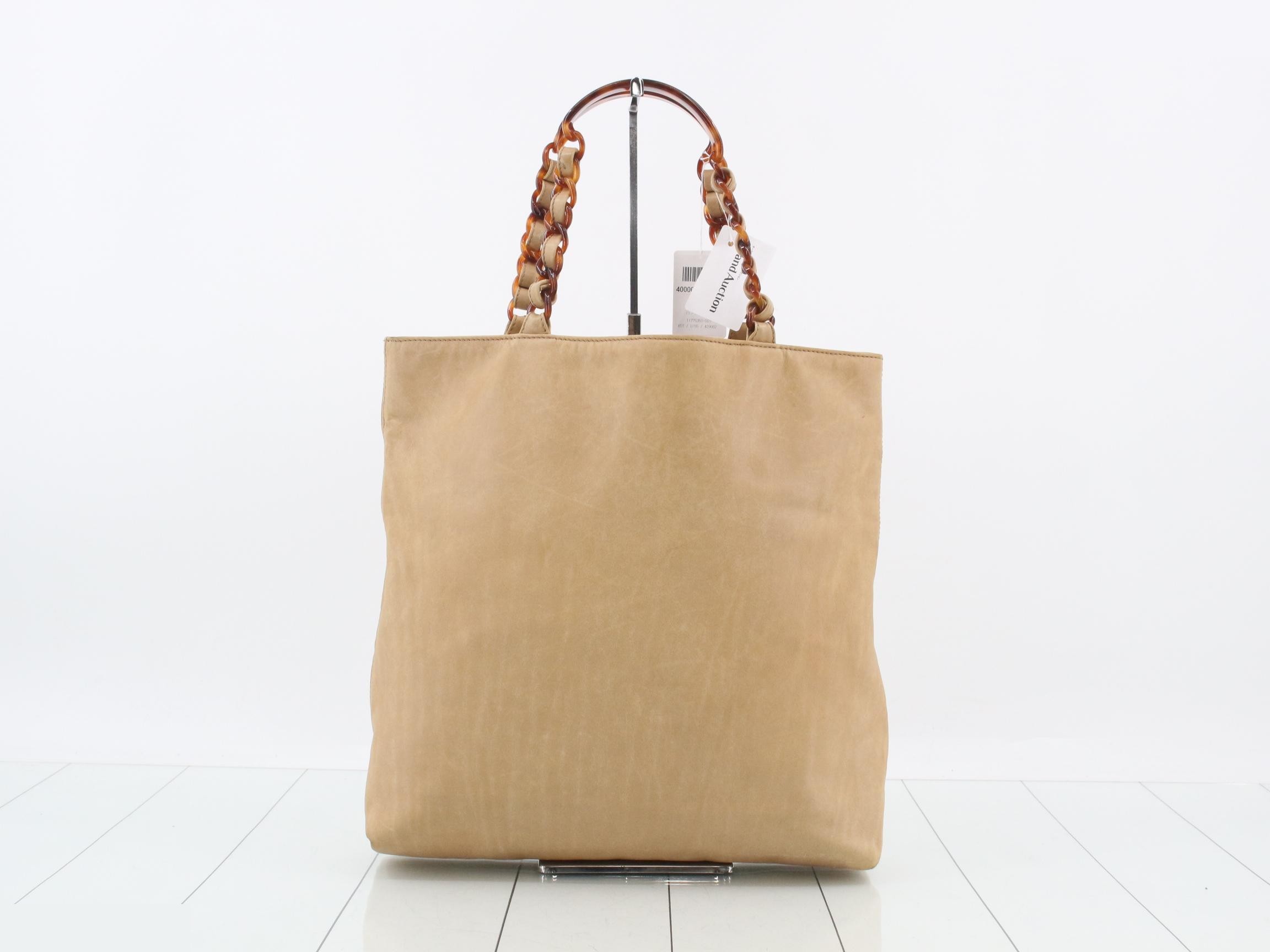 handbag — view 2