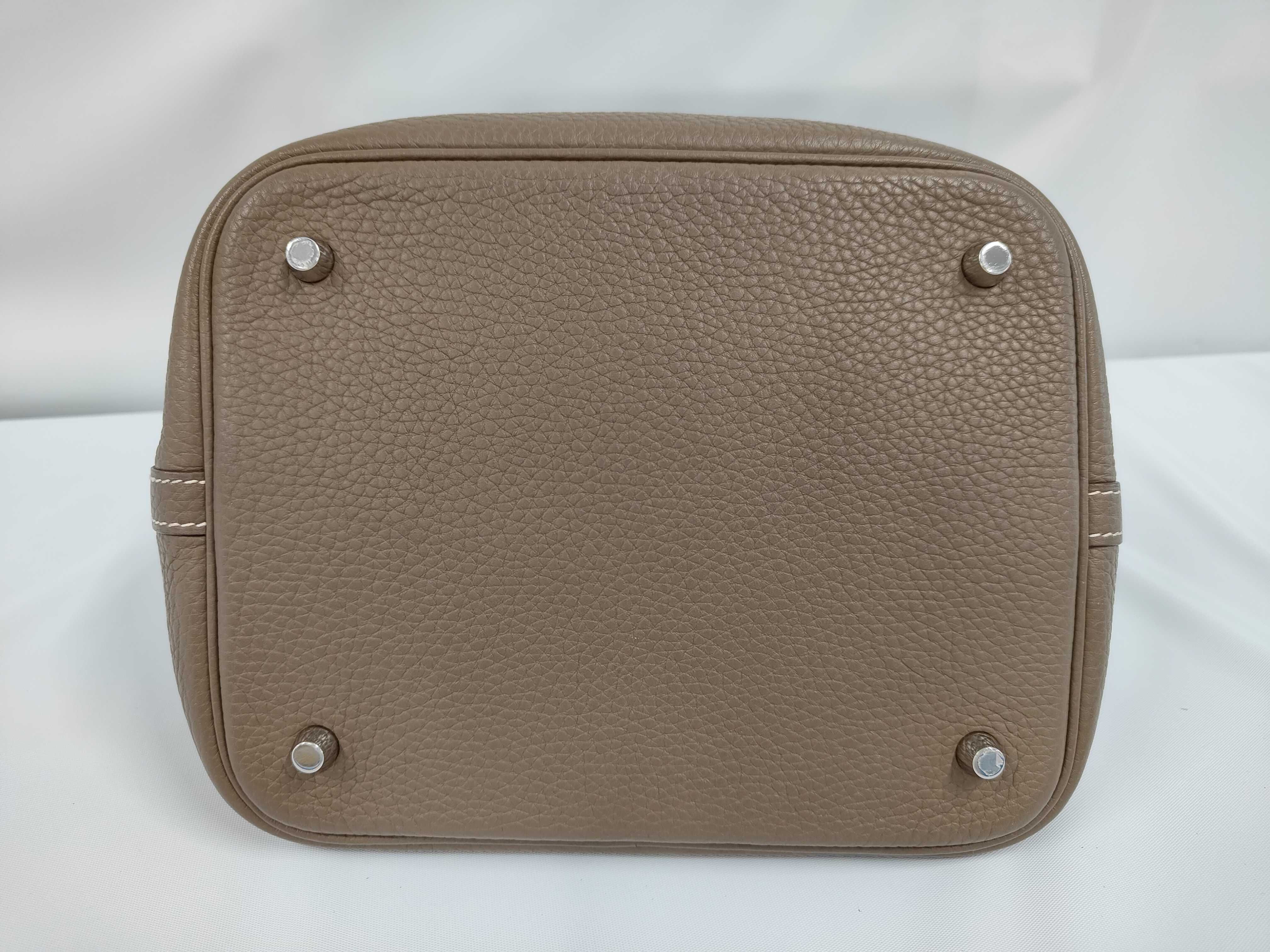 Picotin Lock MM [Stamped: Y] Handbag — view 3