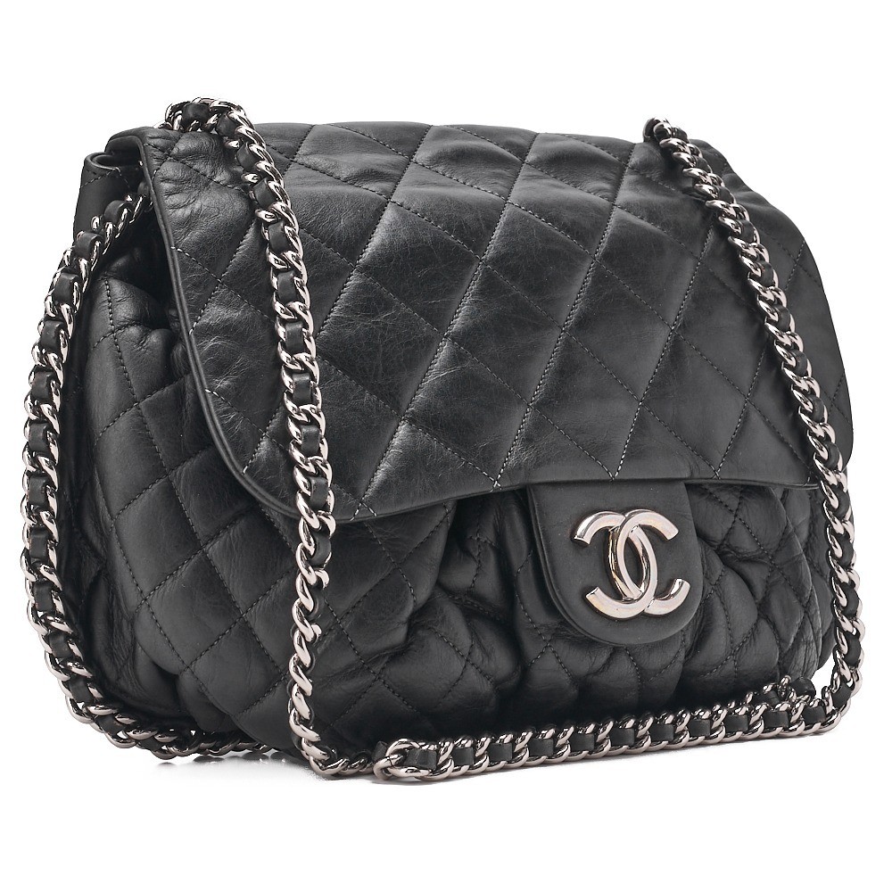 Lambskin Matelassé Chain Around Shoulder Bag, Black — view 3