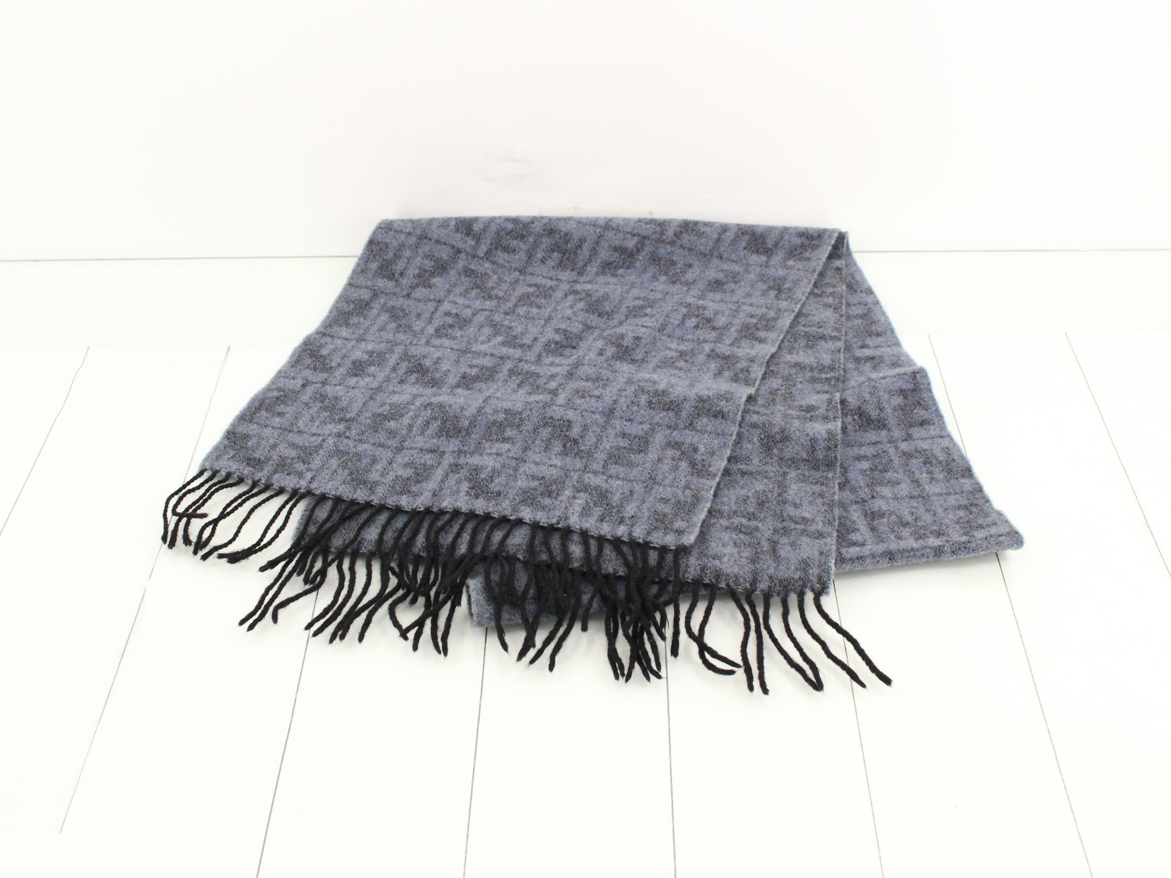 Zucca scarf, navy — view 2