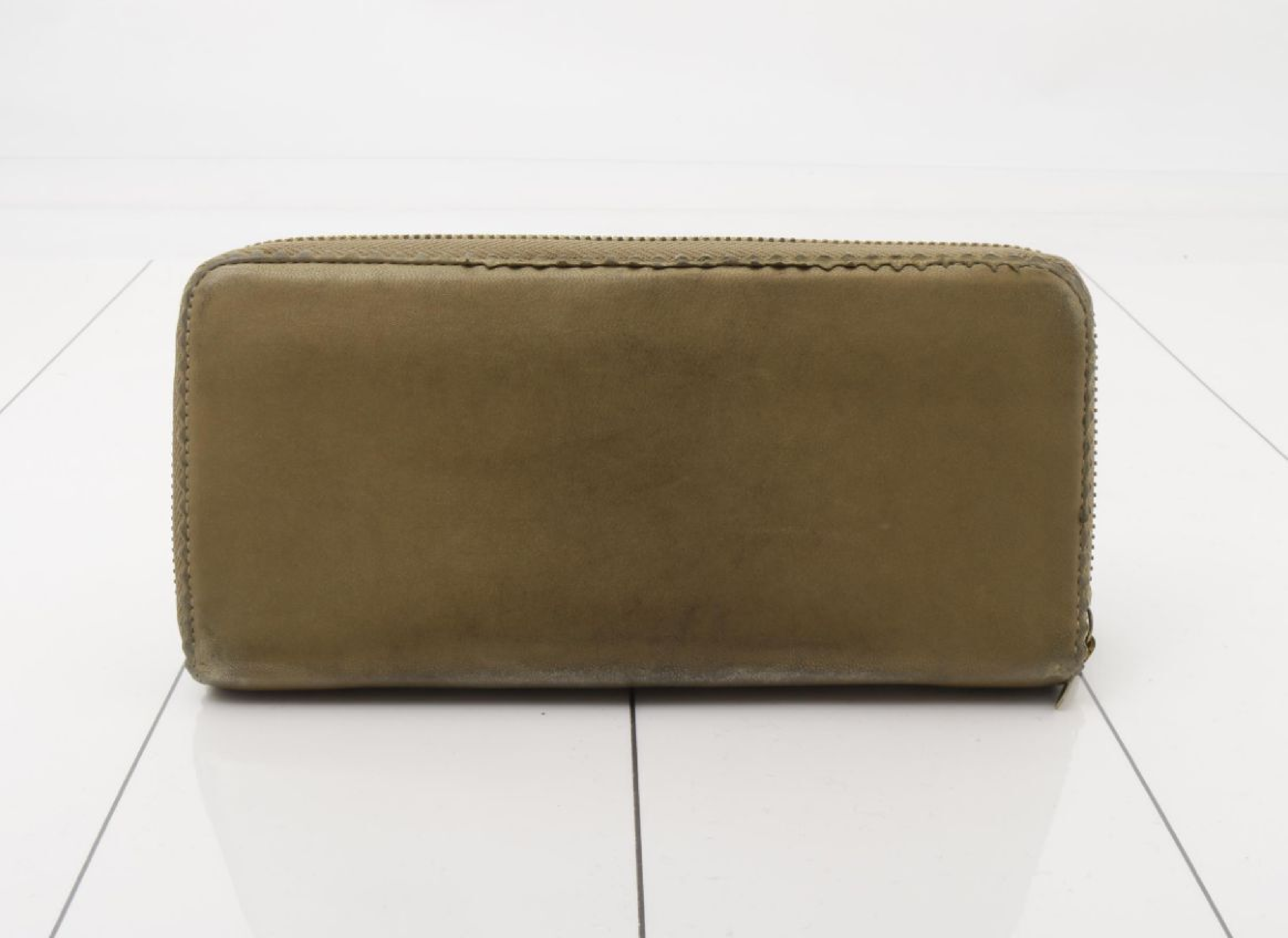 Anagram Nappa Leather Round Zip Long Wallet — view 2