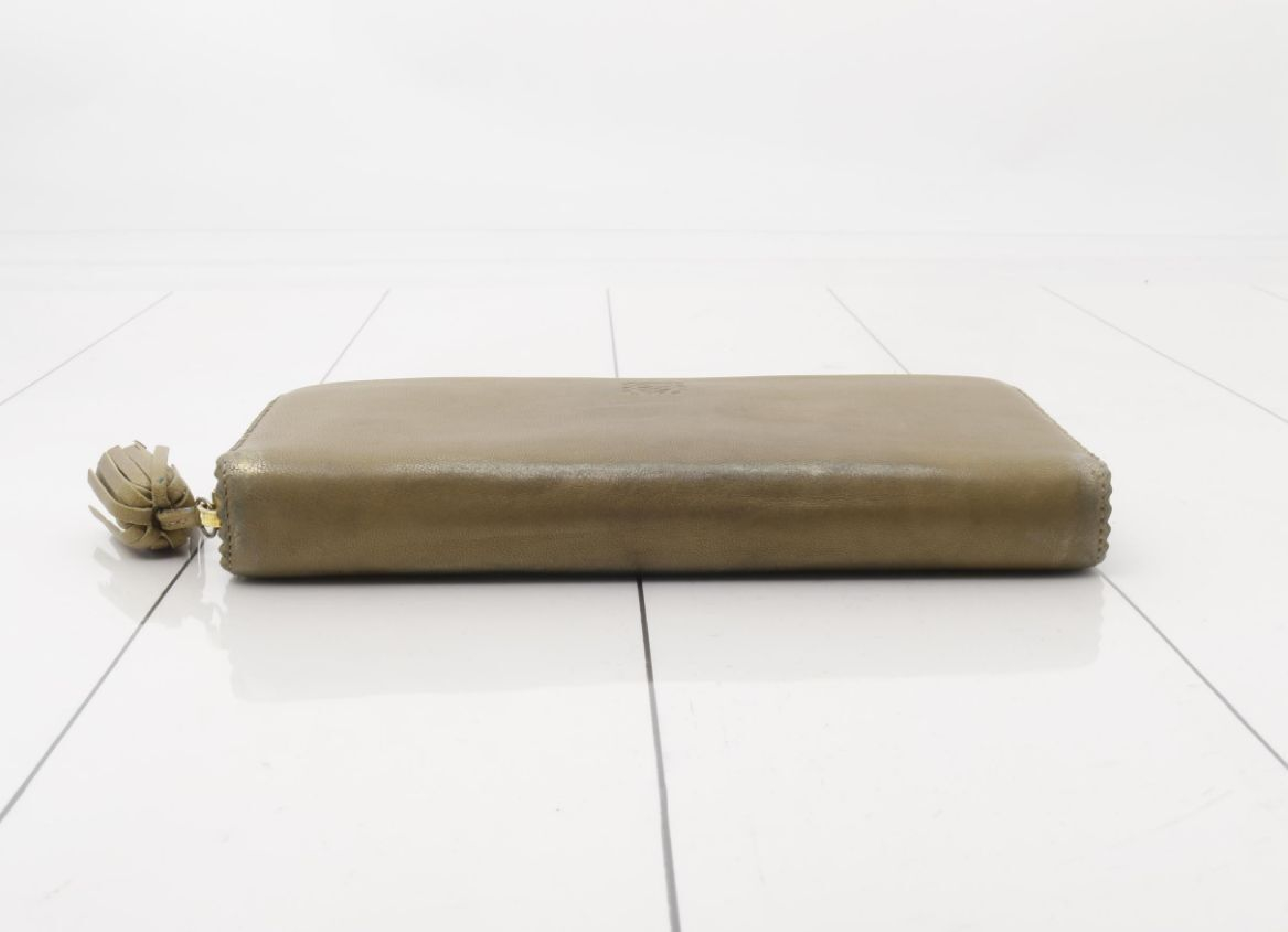 Anagram Nappa Leather Round Zip Long Wallet — view 3