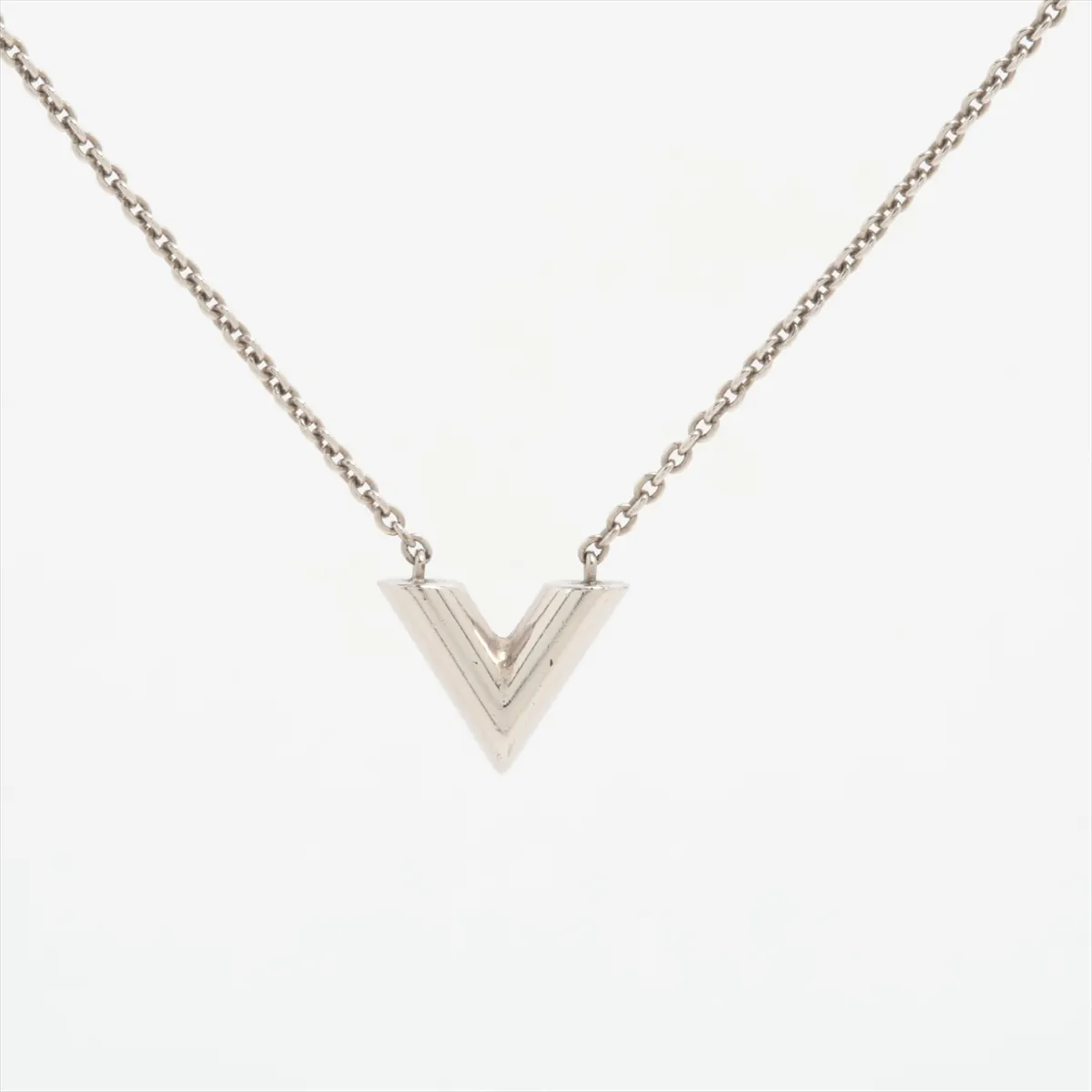 M63197 Essential V Necklace LE4262, GP Silver, with — view 2