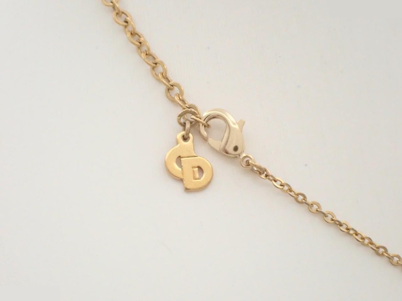 Other line: Precious metals, necklaces, pendants, neck circumference approximately 47cm. — view 2