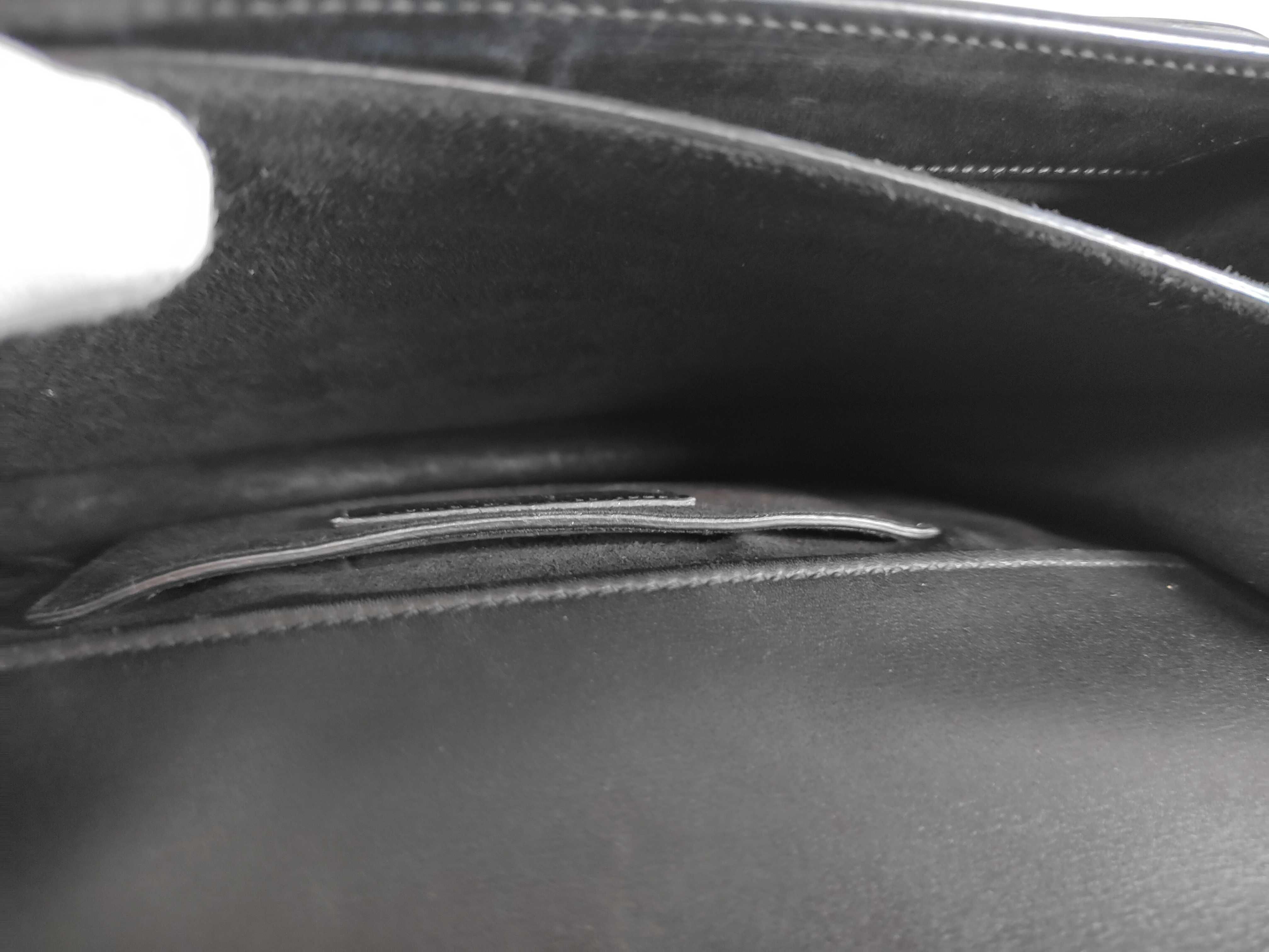 Chain Shoulder Bag — view 11