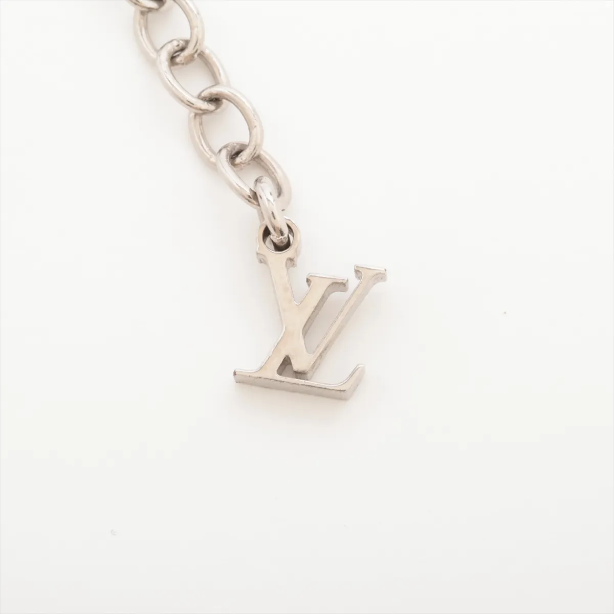 LE0225 Bracelet, Metal x Faux Pearl, Silver. Shows signs of wear, — view 5