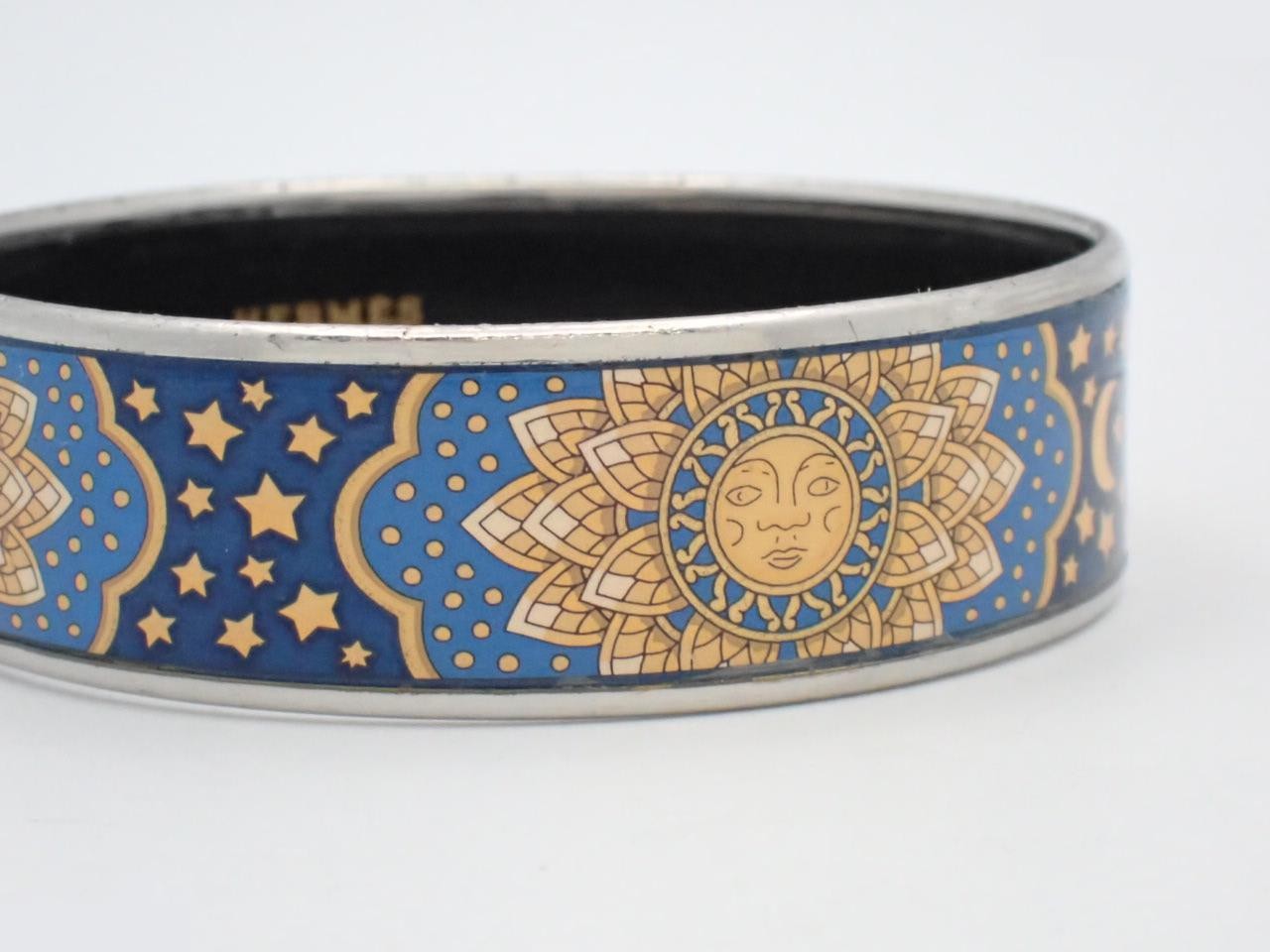 Enamel bracelet/bangle, wrist circumference approximately 20cm — view 3