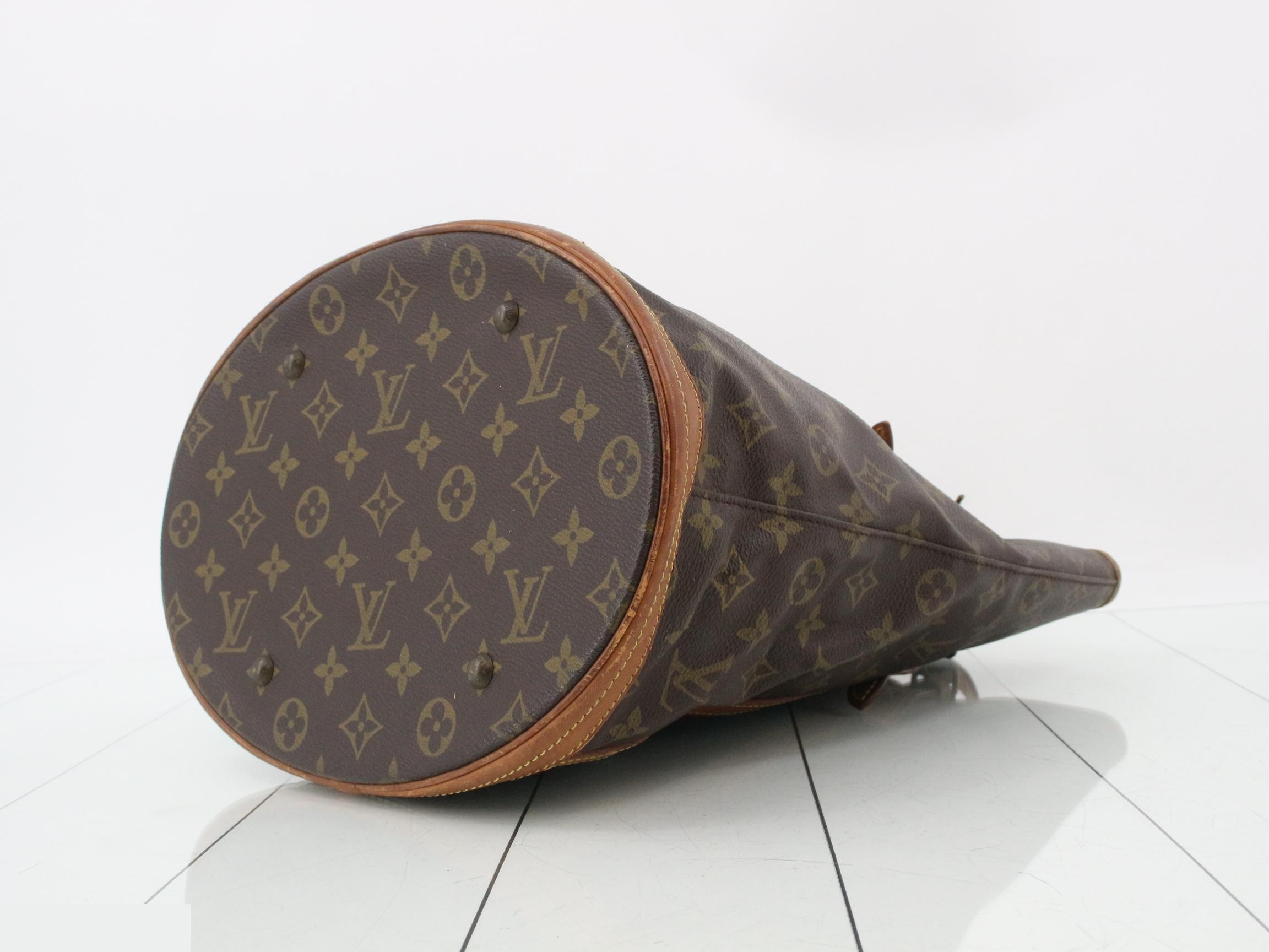 Monogram Bucket GM — view 6
