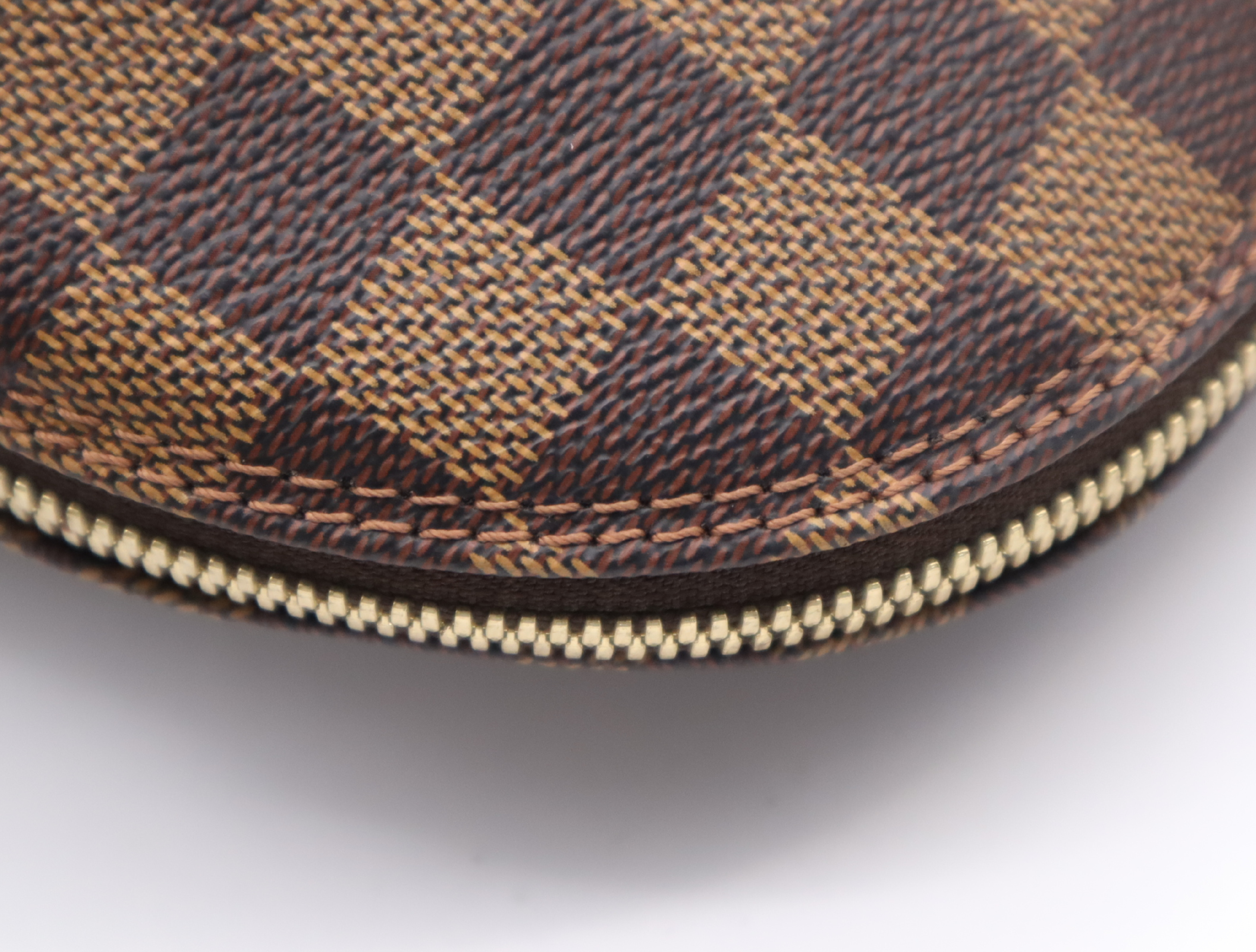 N51131 Damier Alma Handbag with Padlock and 2 Keys — view 8
