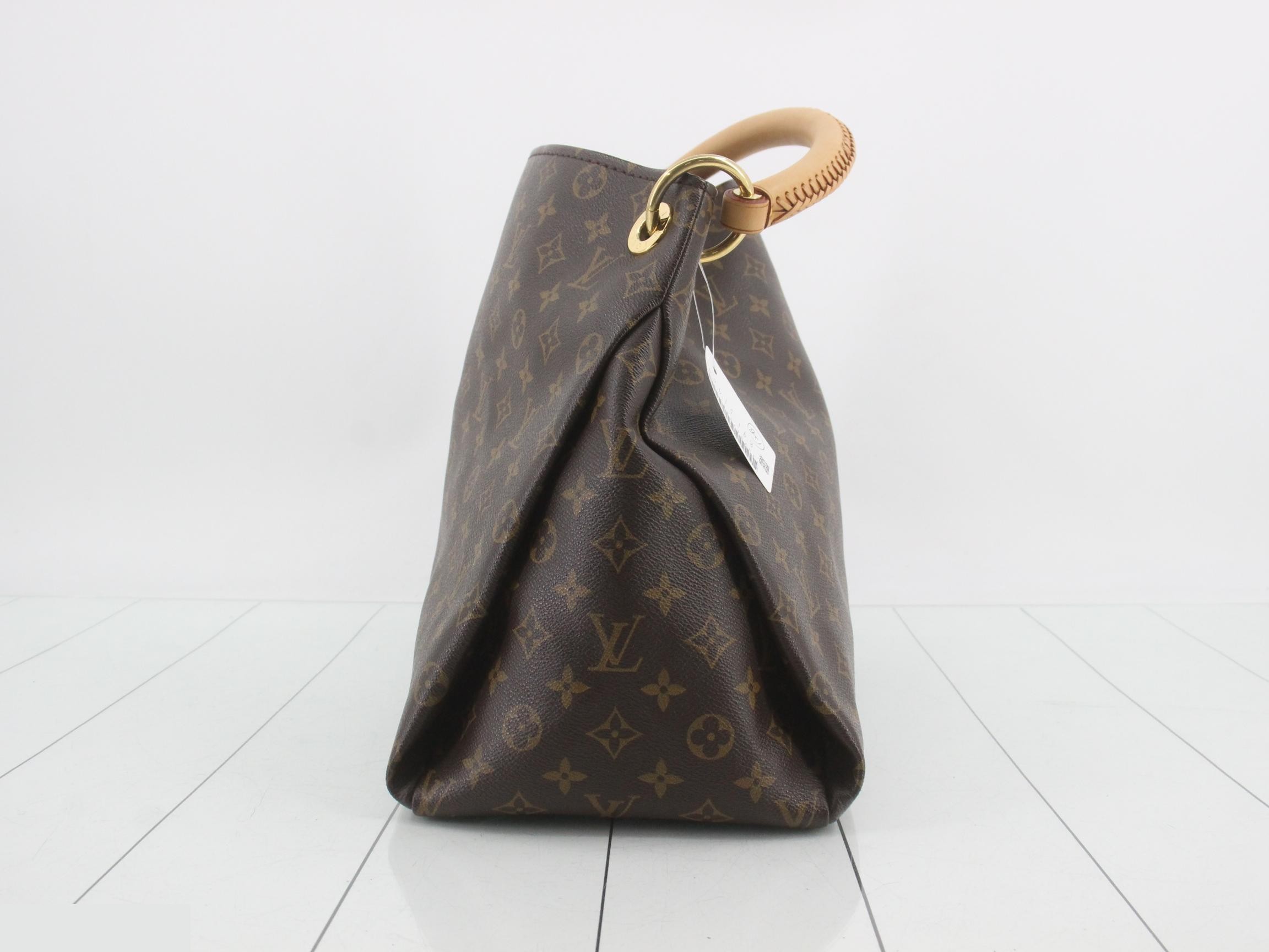 Monogram Artsy MM Shoulder Bag — view 3