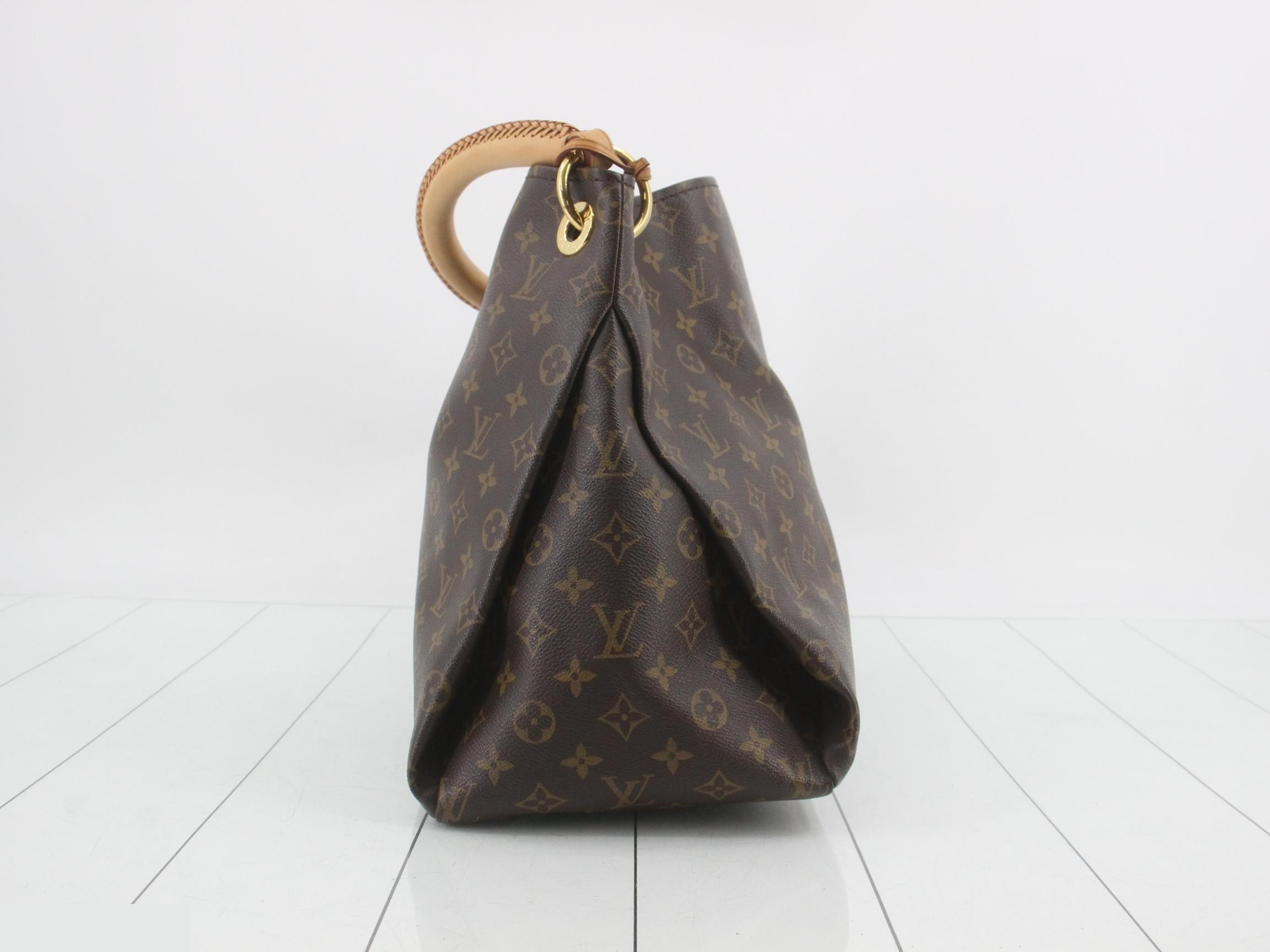 Monogram Artsy MM Shoulder Bag — view 4