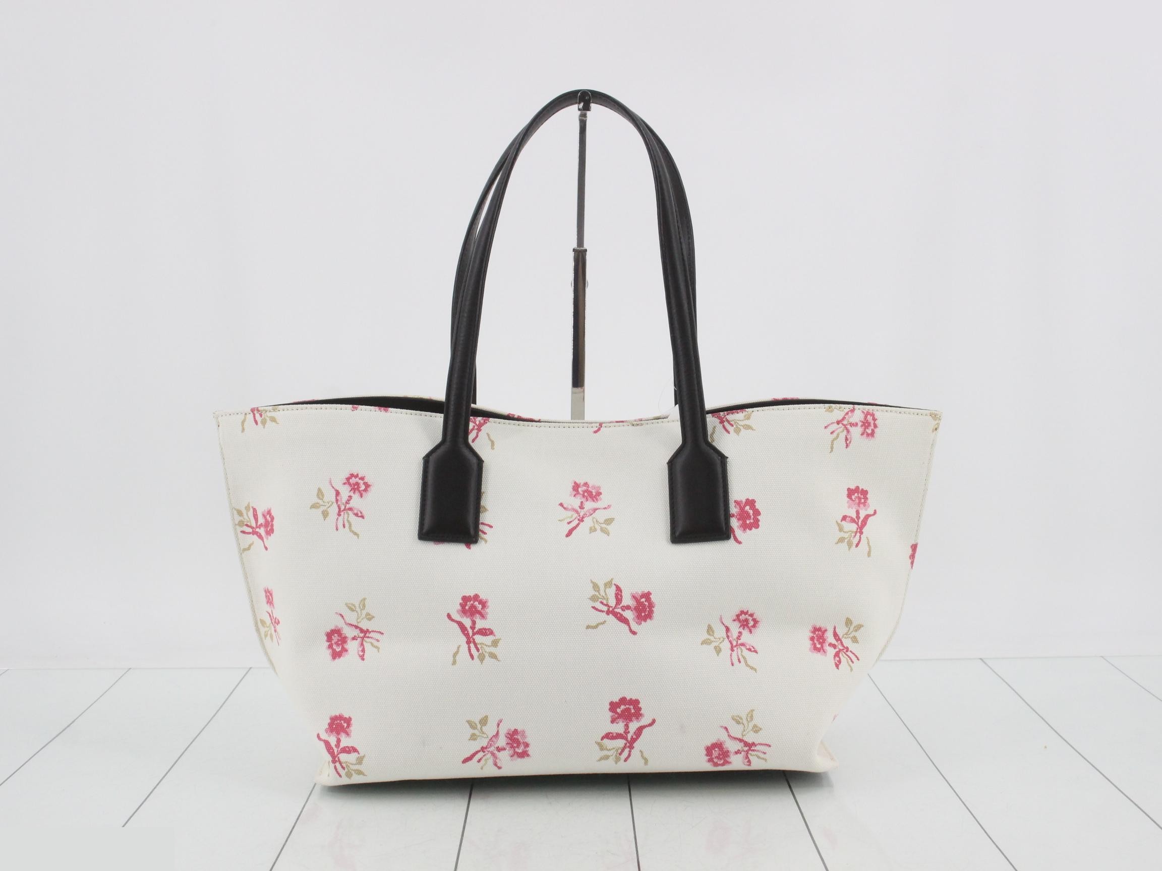 T-Shopper Bags / Tote Bags — view 2