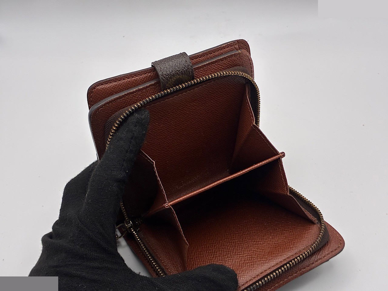 Compact Zip M61667 — view 5