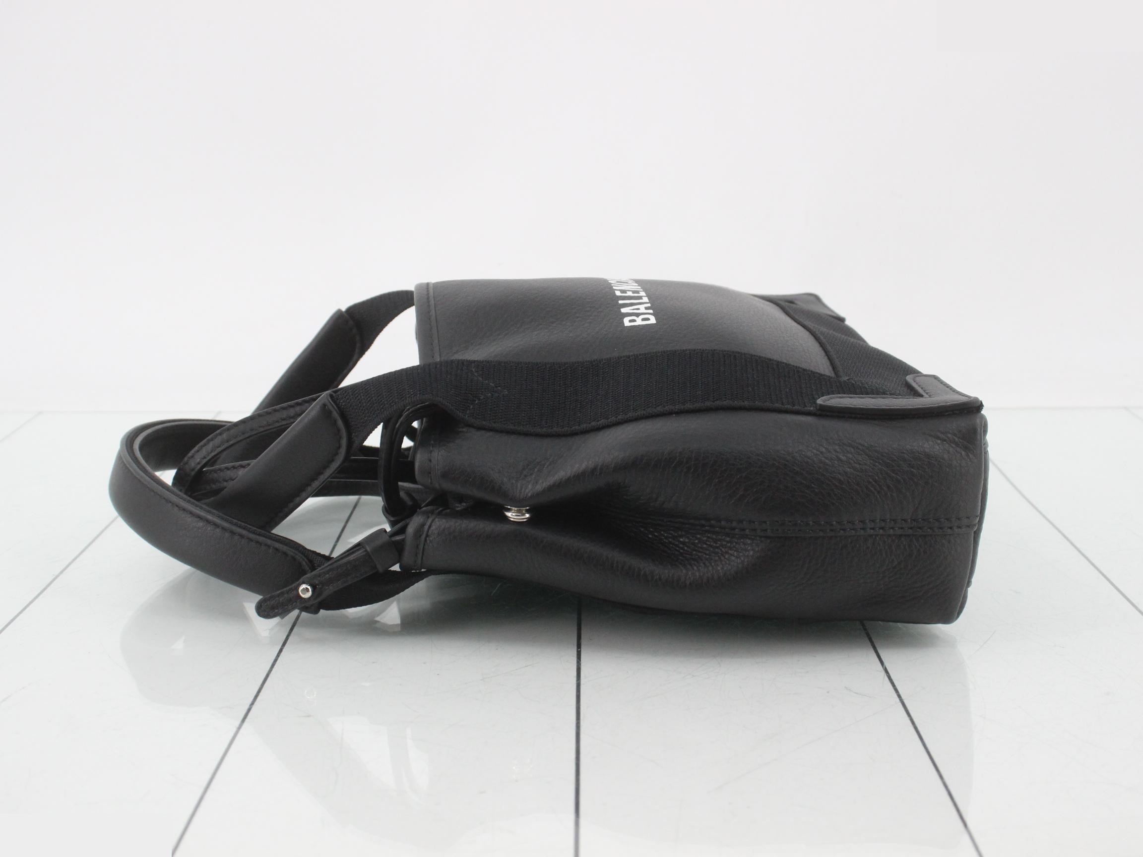 Navy Cabas XS 2-Way Bag - Unused, Stored Item — view 4