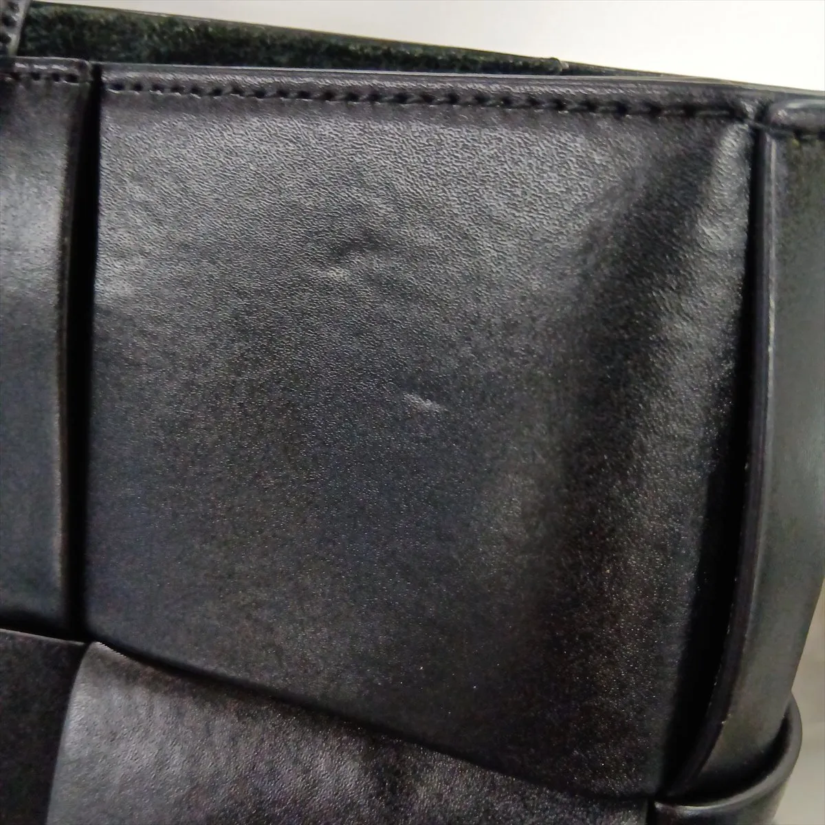 Maxi Intrecciato The Arco Tote Large Leather Tote Bag, Black — view 12