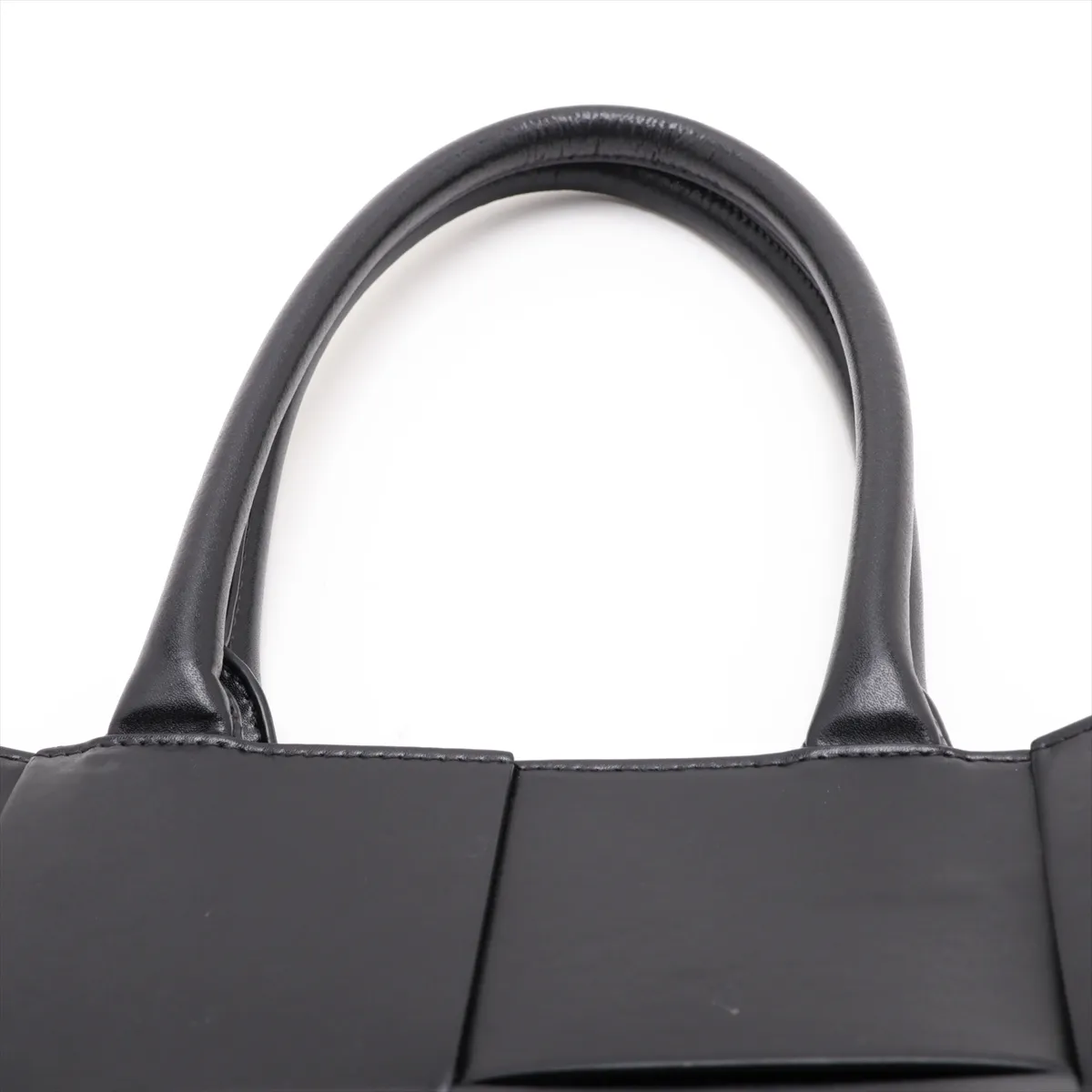 Maxi Intrecciato The Arco Tote Large Leather Tote Bag, Black — view 6