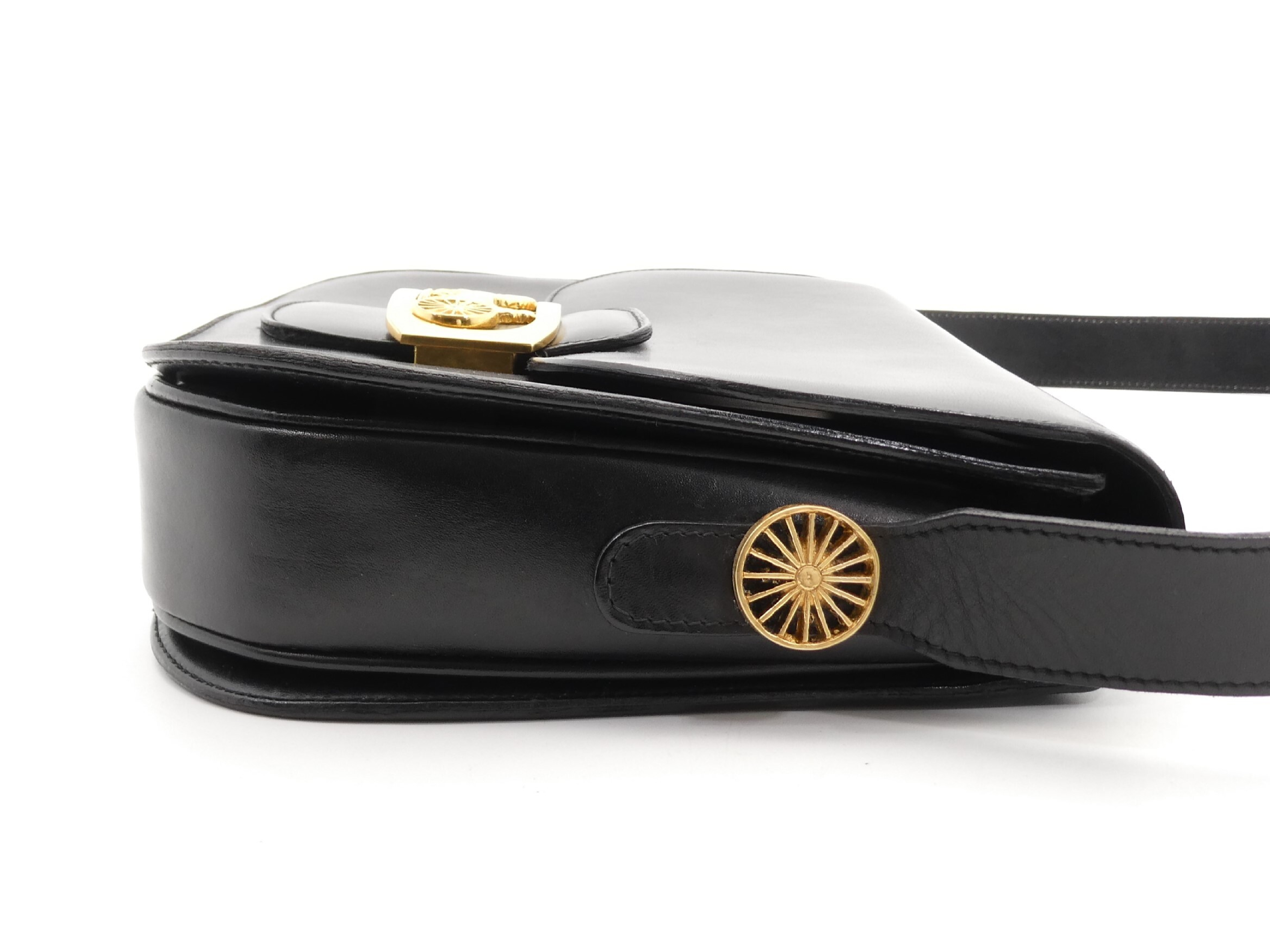 leather shoulder bag with carriage hardware — view 4