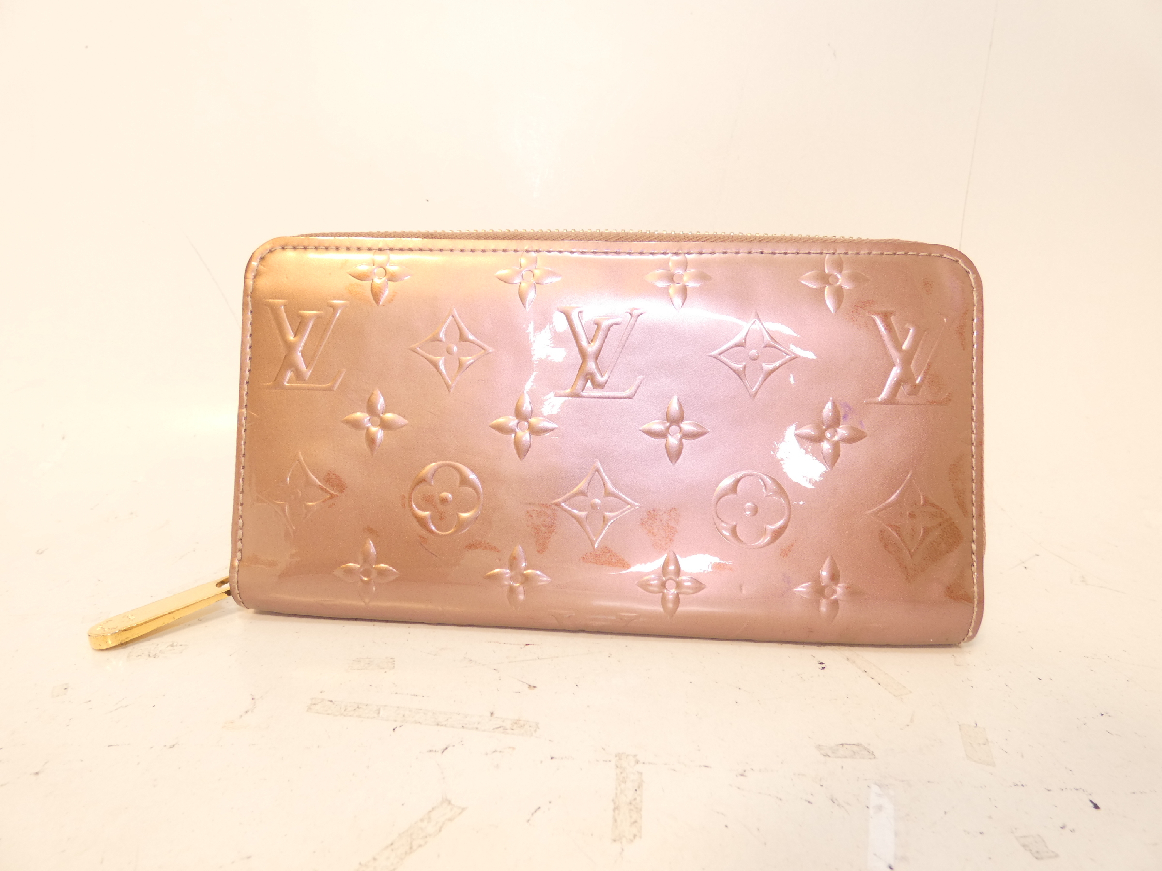 Monogram Vernis Zippy Long Wallet — view 2