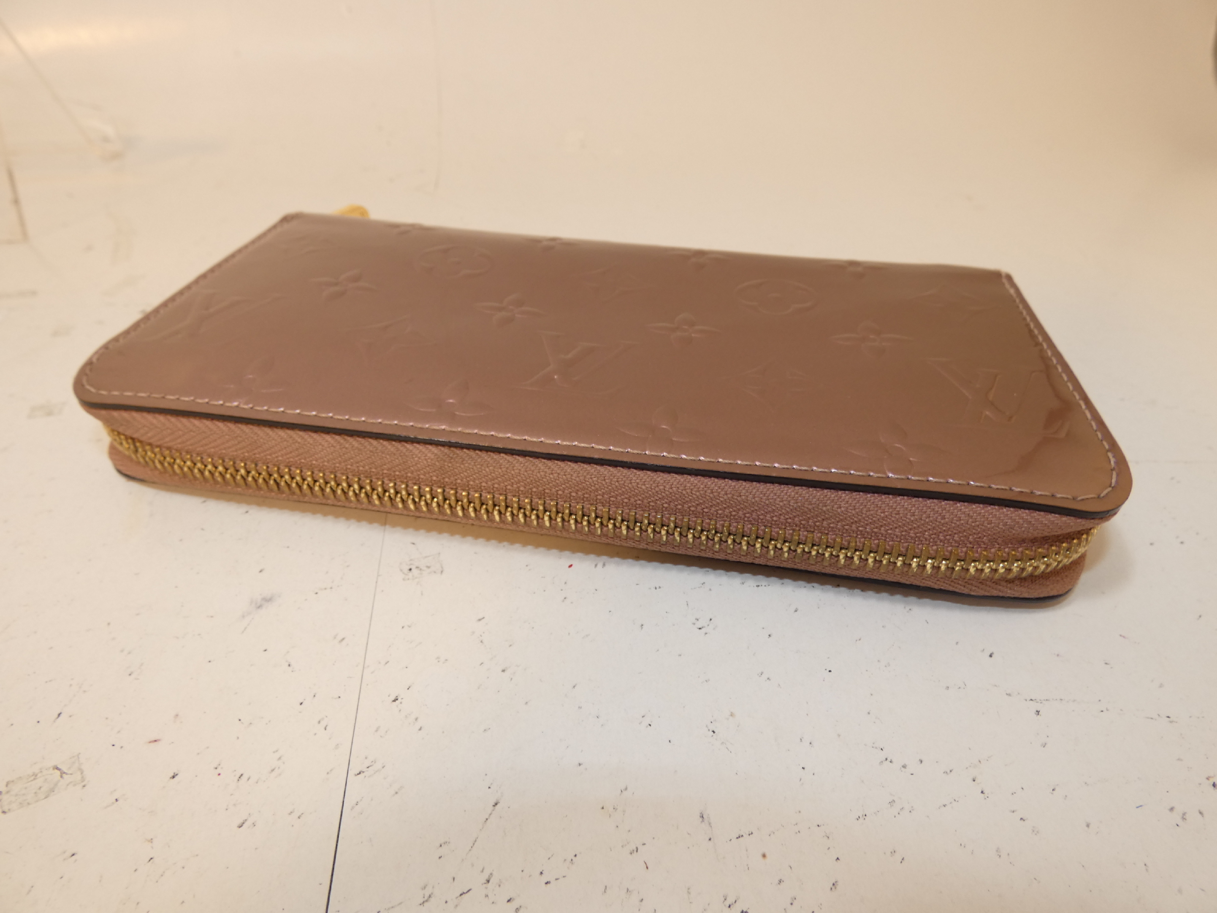 Monogram Vernis Zippy Long Wallet — view 3