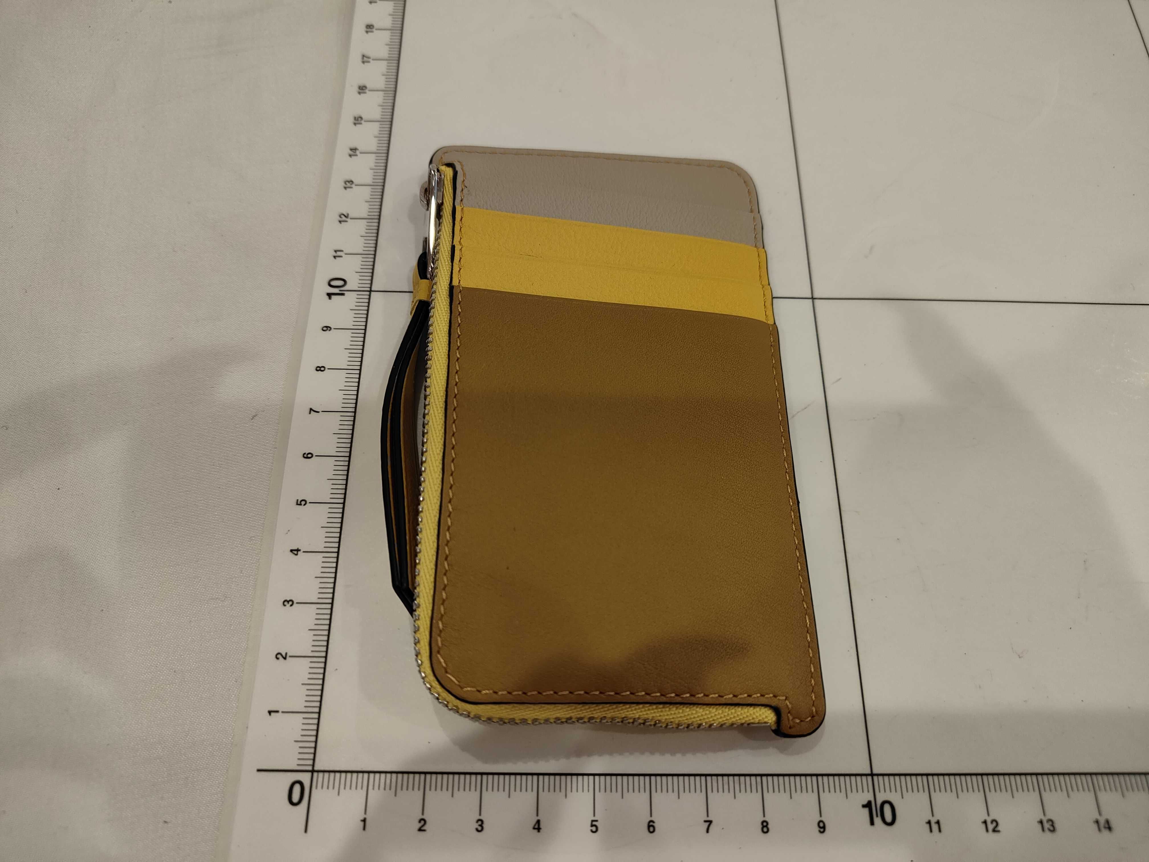 Puzzle Coin Card Holder (Inside soiled) Coin Case — view 2