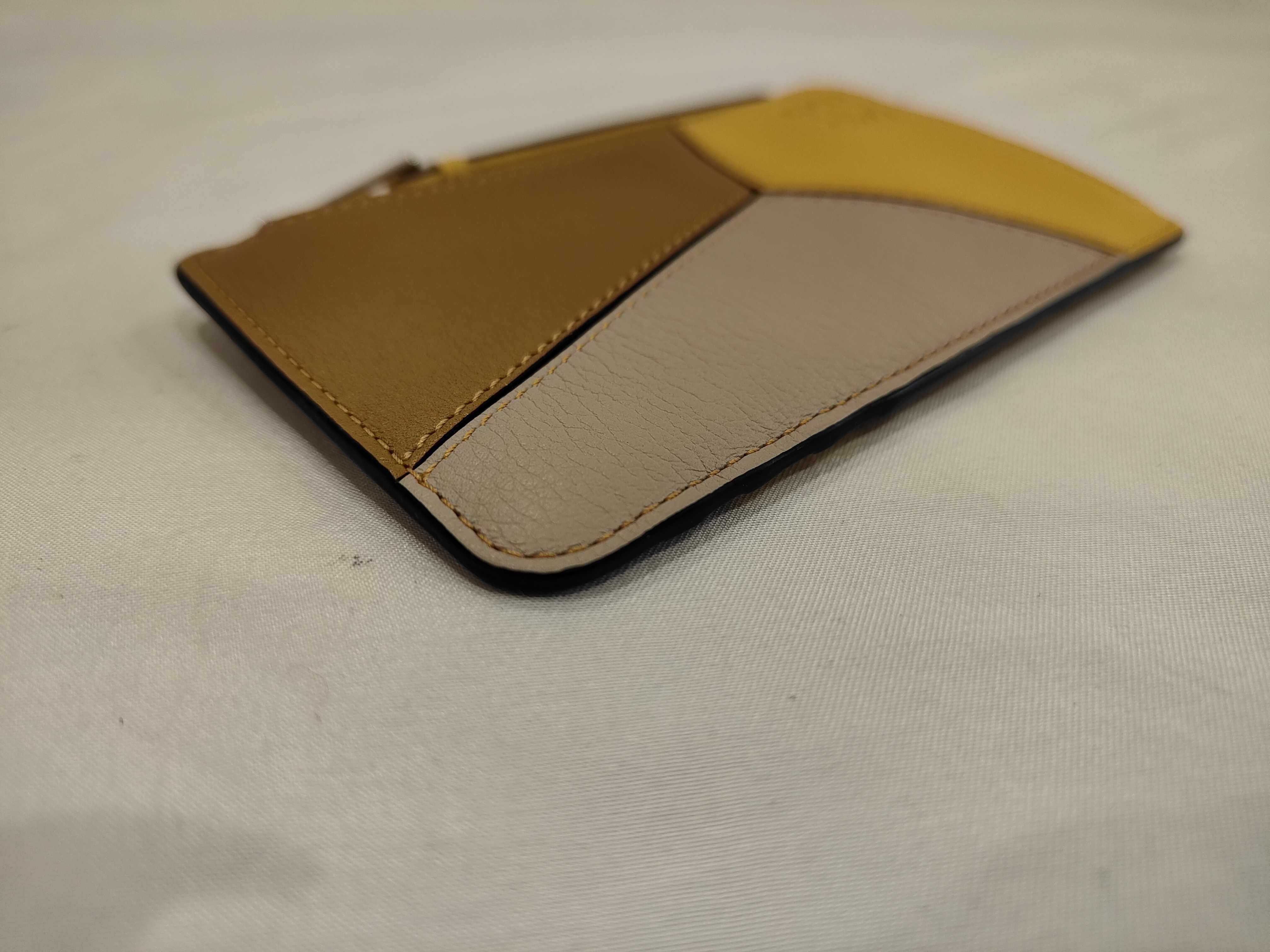Puzzle Coin Card Holder (Inside soiled) Coin Case — view 4