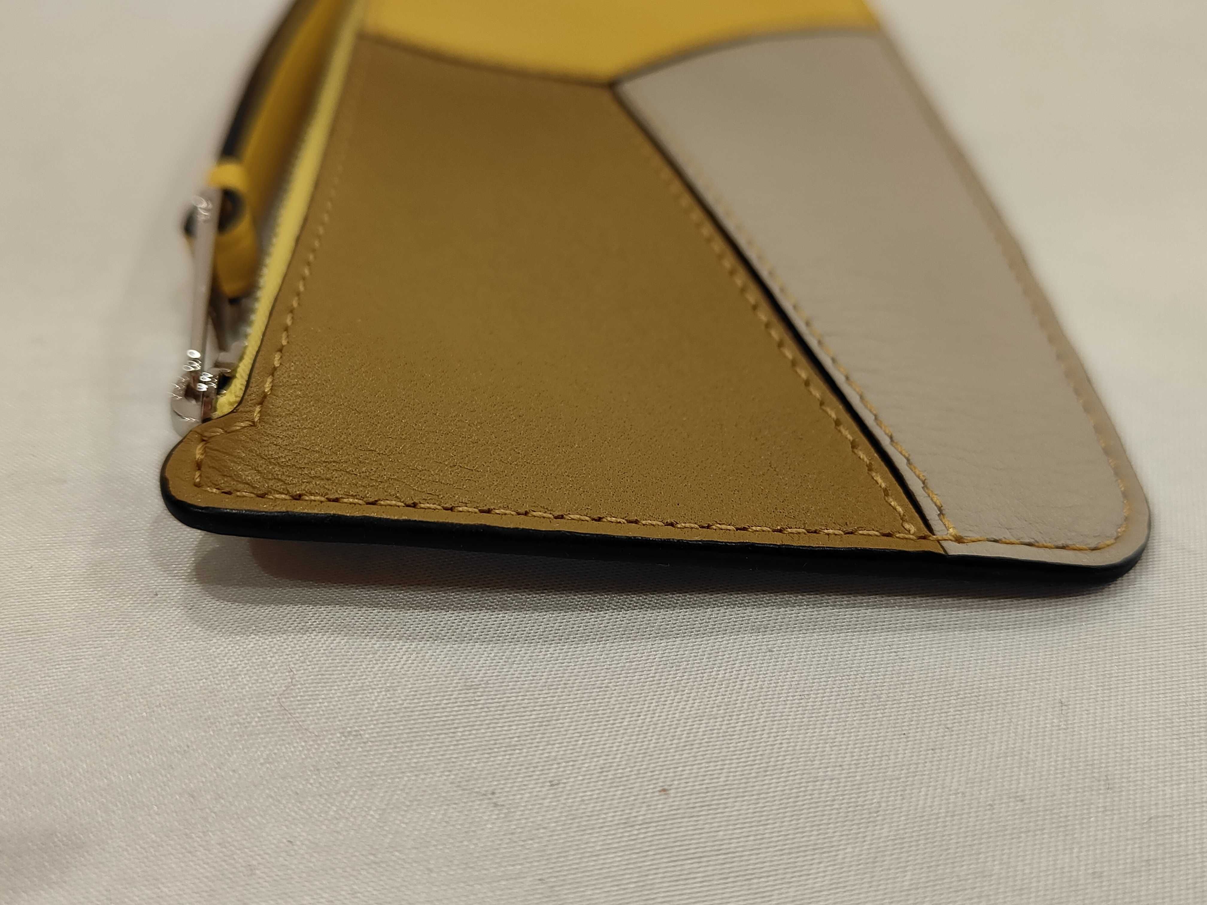 Puzzle Coin Card Holder (Inside soiled) Coin Case — view 5