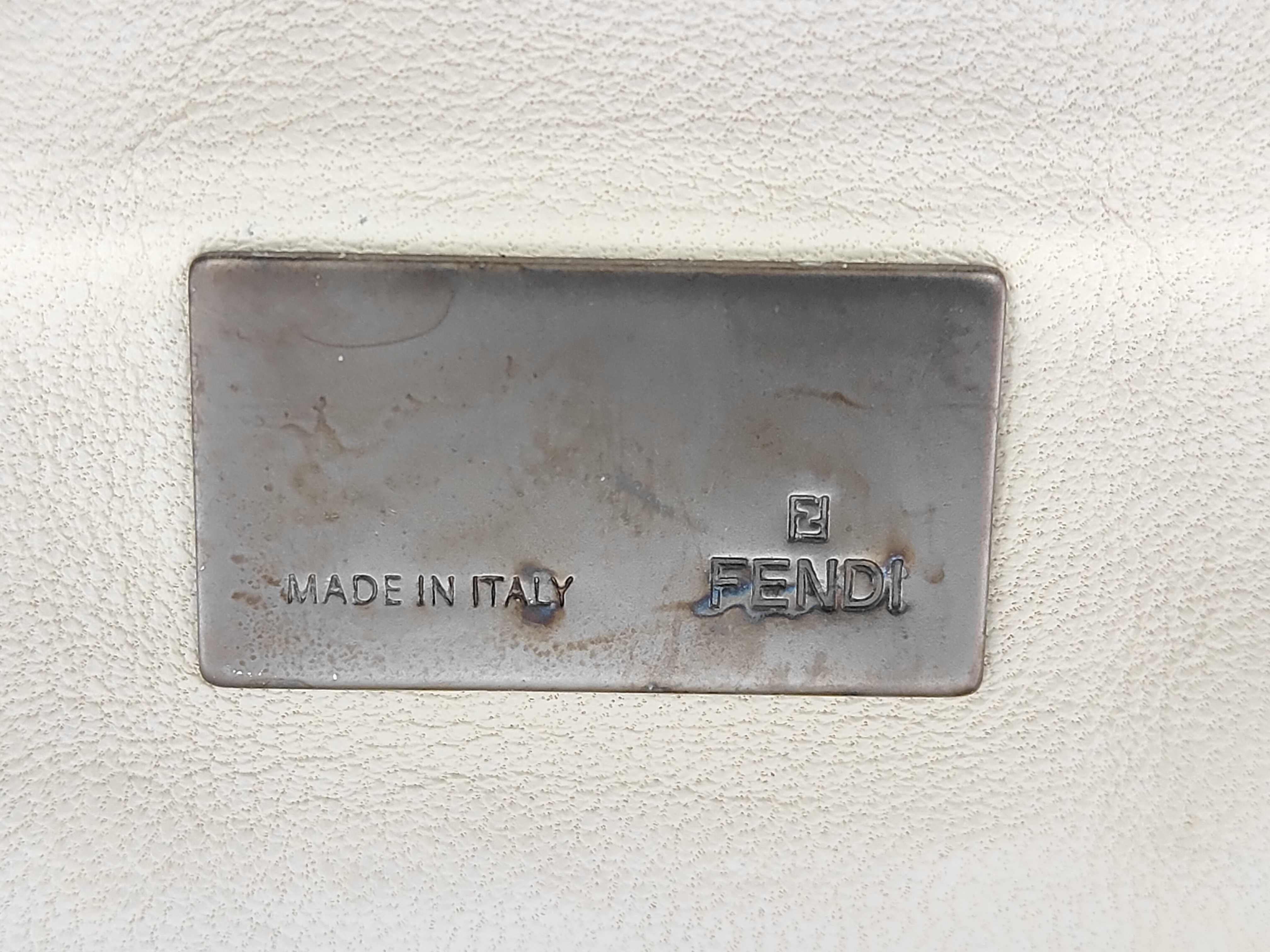 shoulder bag, gray. — view 10