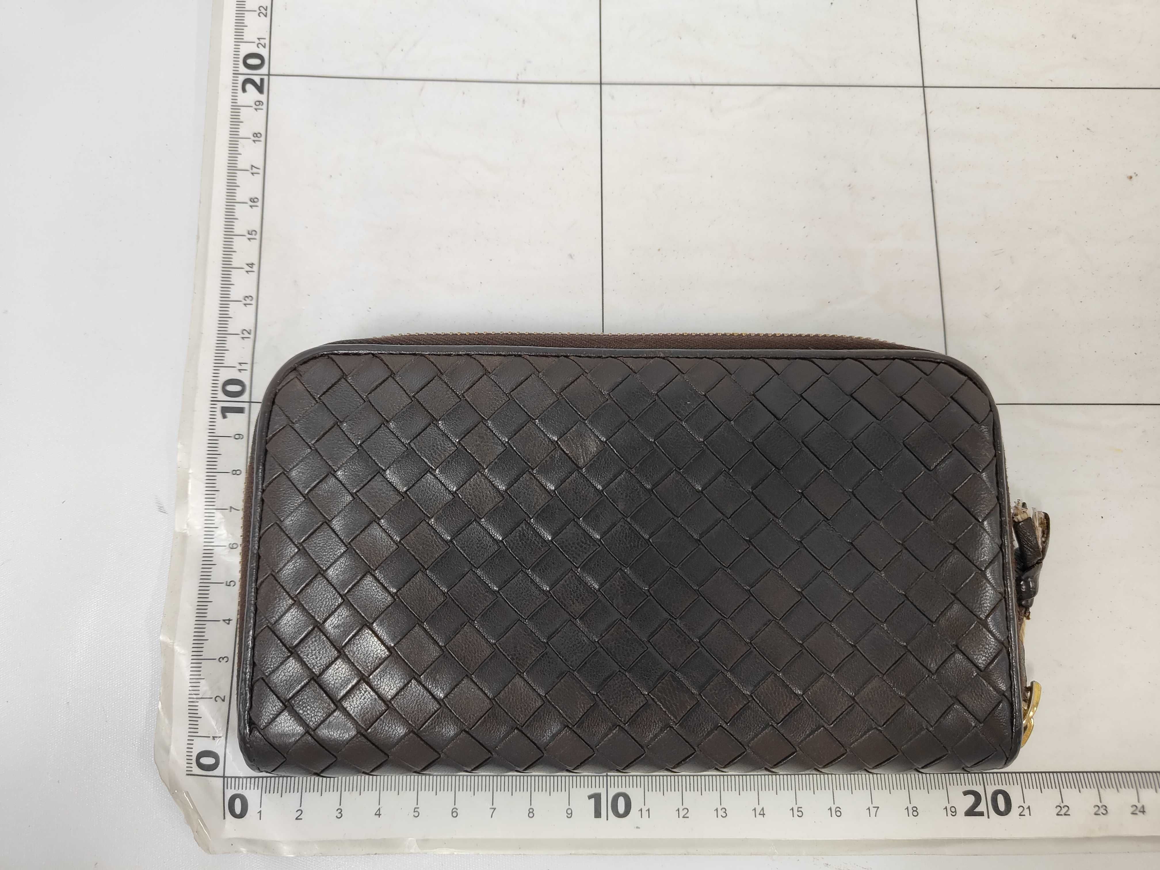 Round Zip Wallet — view 2
