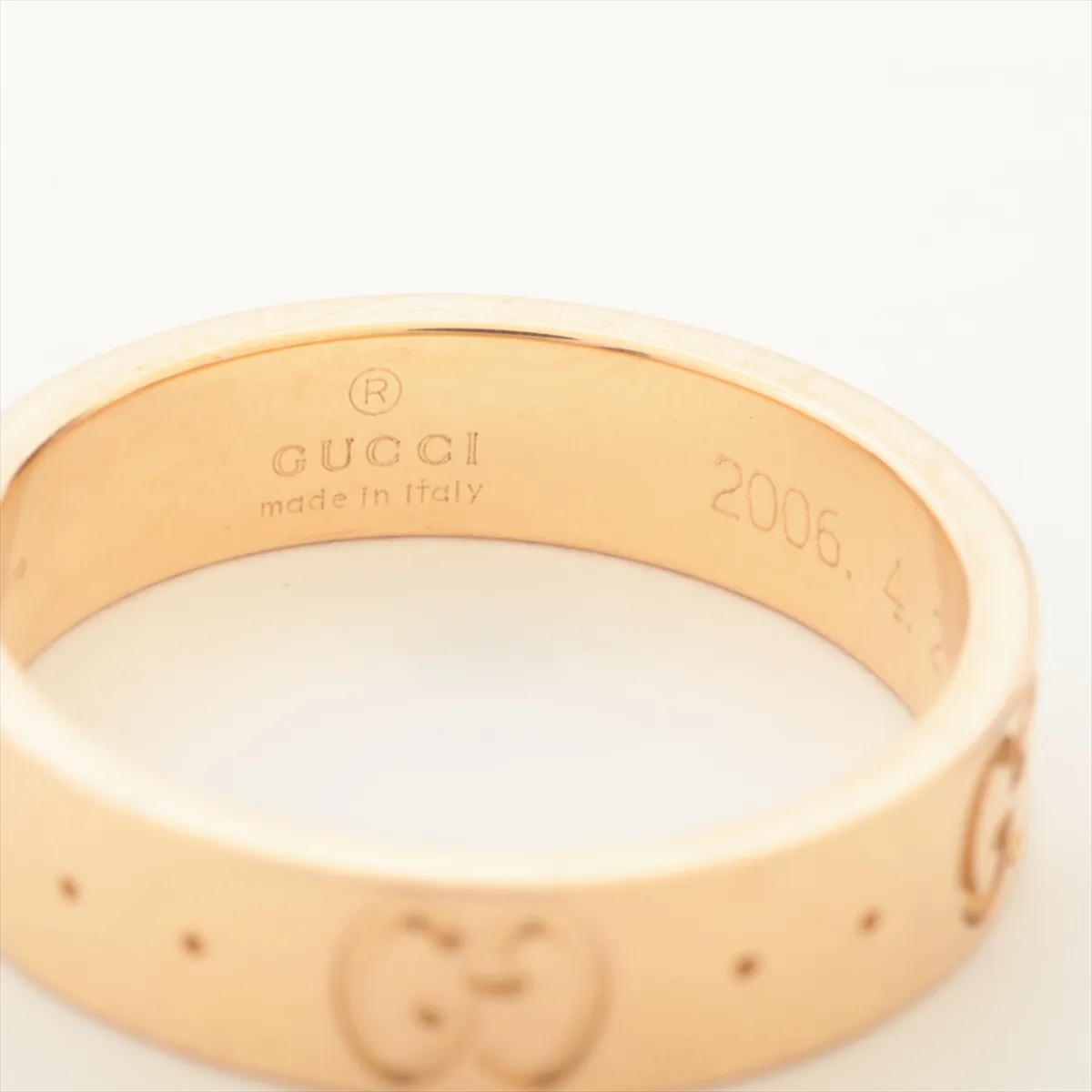Icon Ring, 750 (PG), 3.4g, 7 initials, dents. — view 3