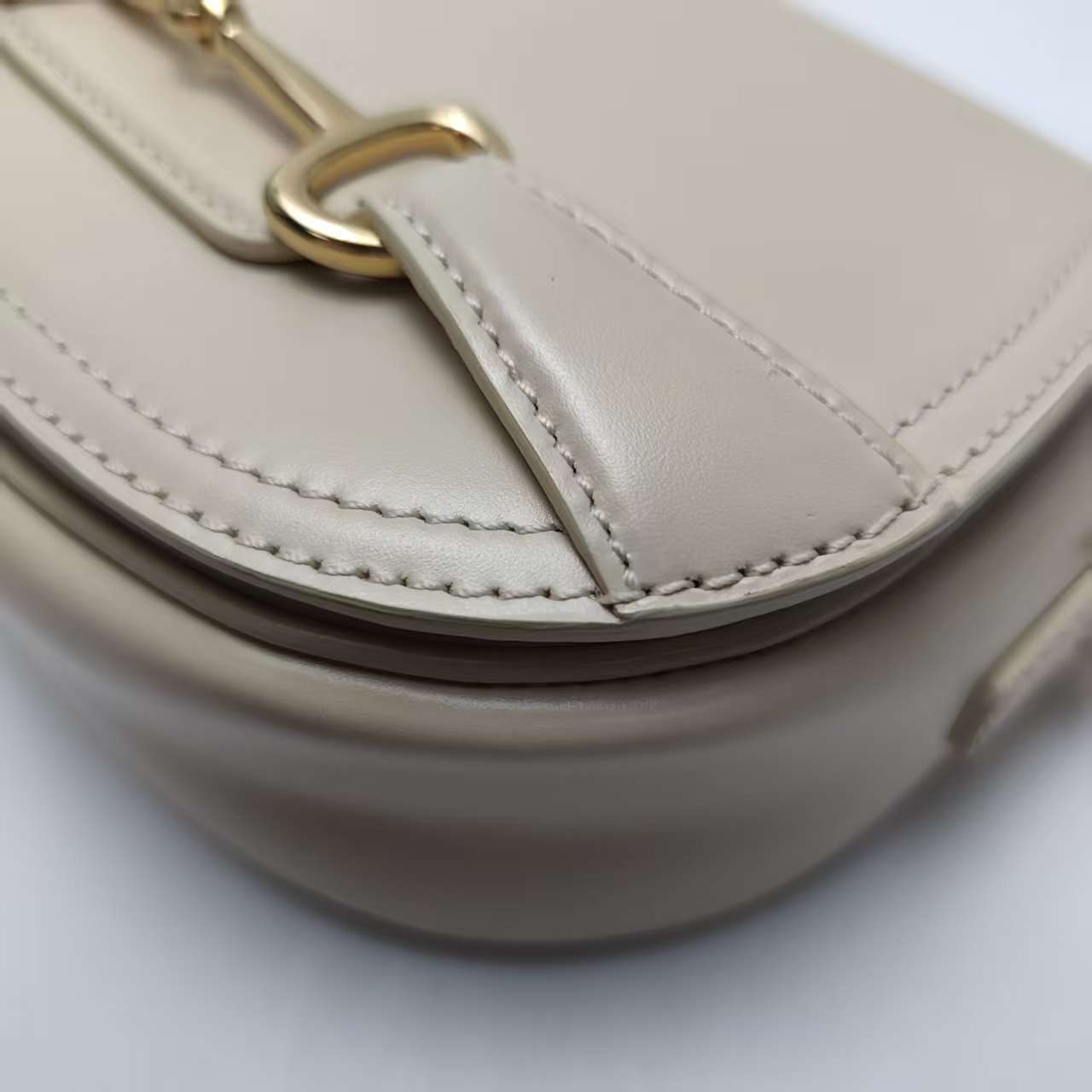 【*Shipped from: China*】CELINE Horsebit Leather Shoulder Bag — view 5