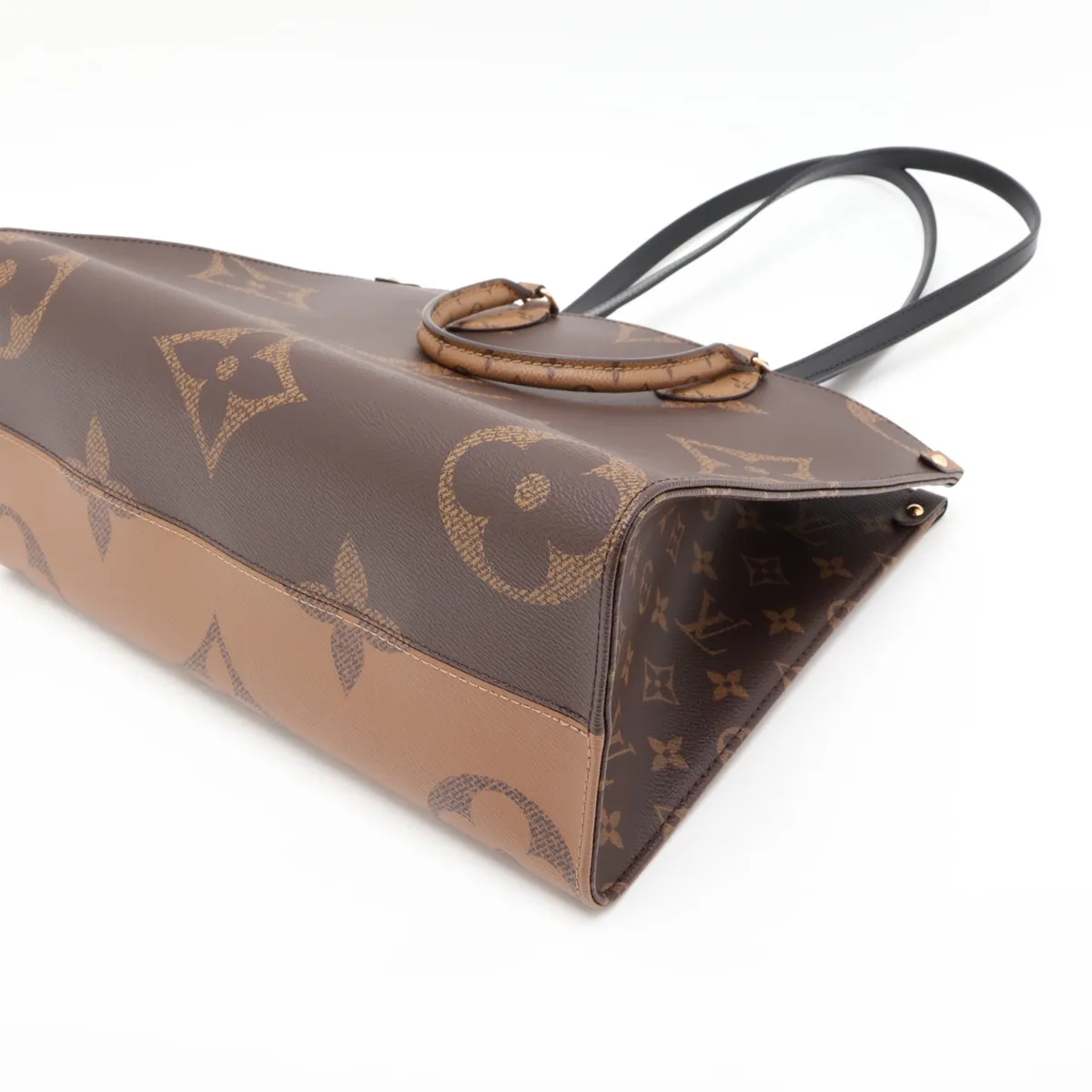 Giant Monogram Reverse OnTheGo MM M45321 Brown (RFID detected) — view 3