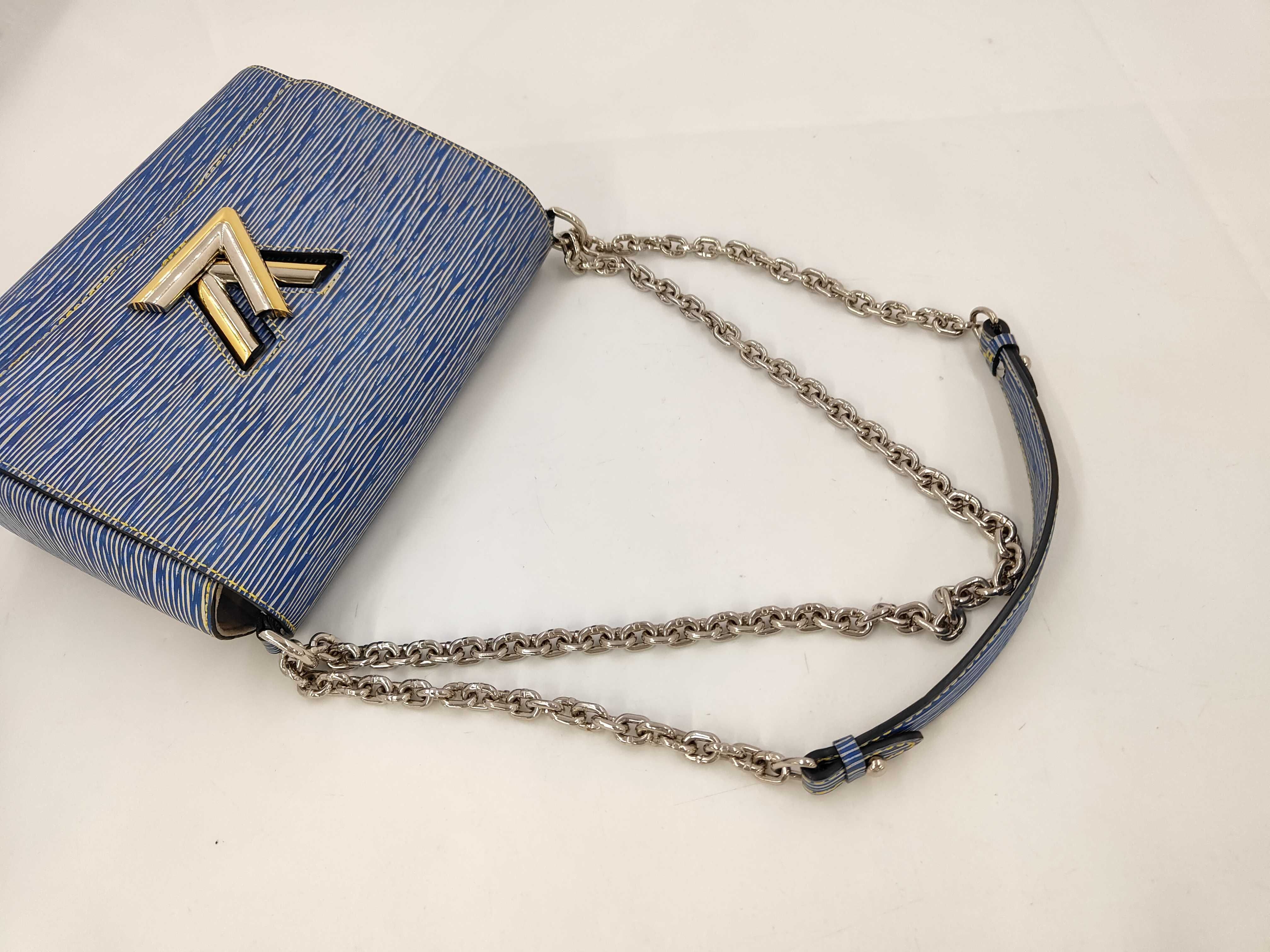 Epi Louis Vuitton Twist MM Epi Denim M50271 Shoulder Bag — view 5