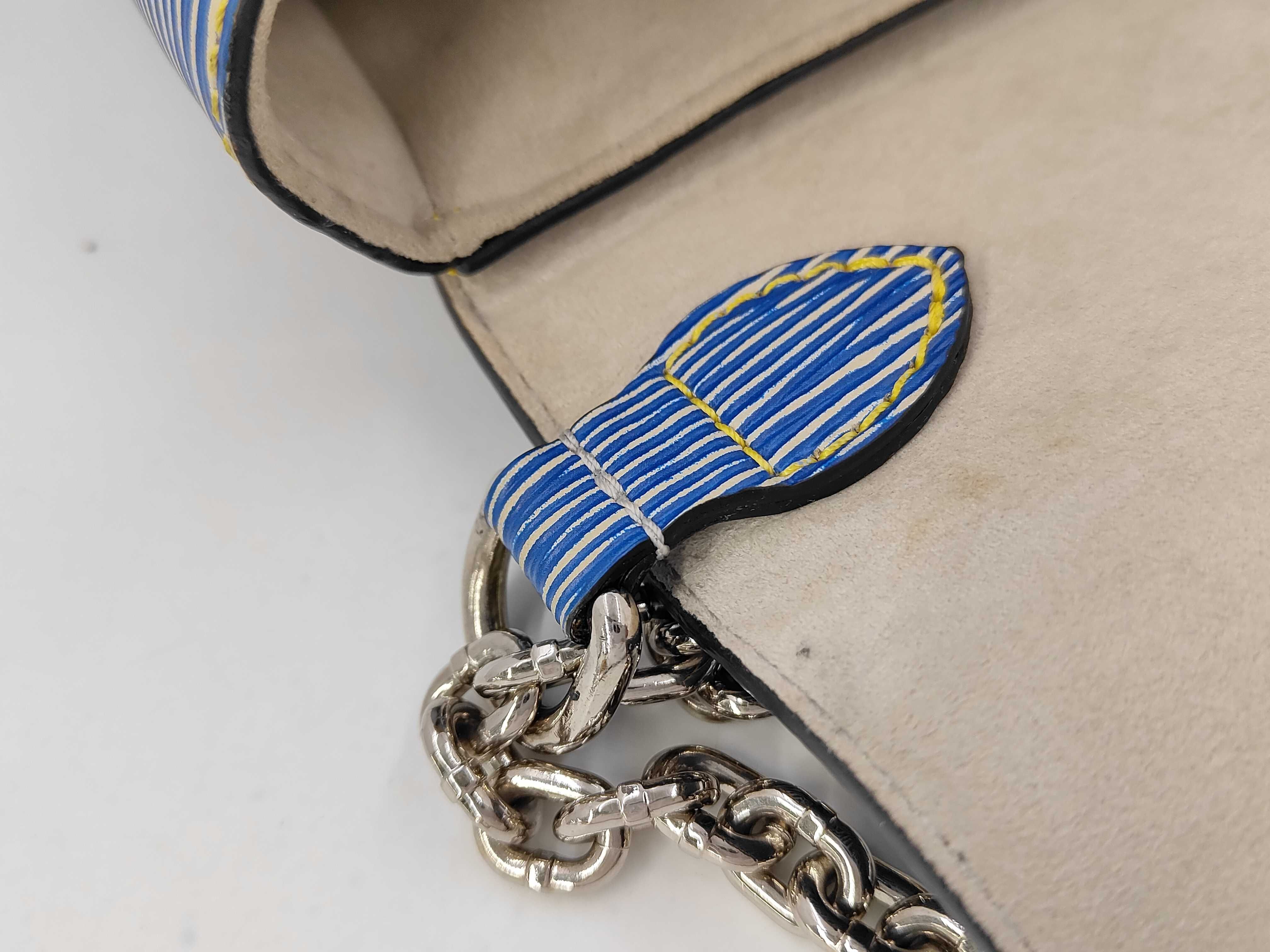 Epi Louis Vuitton Twist MM Epi Denim M50271 Shoulder Bag — view 7