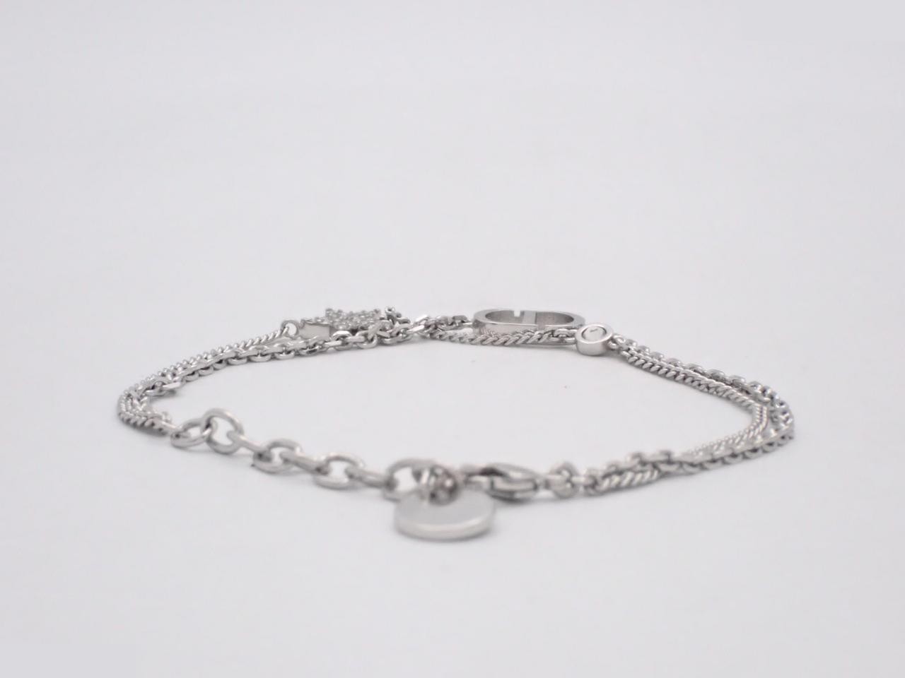 Other lines: Precious metal bracelets and bangles (metal), wrist circumference approximately 18 cm. — view 2