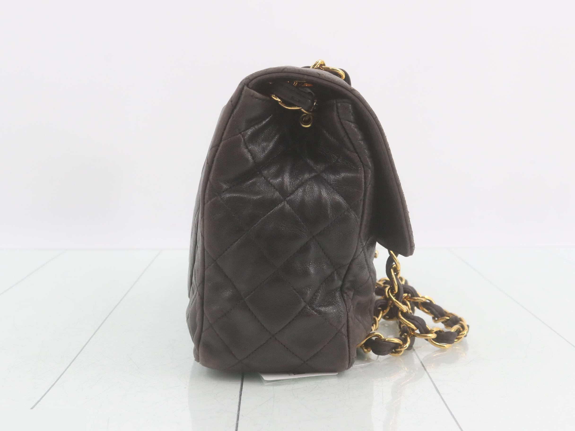 Matelassé 25 Double Chain Shoulder Bag (with original seal) — view 4