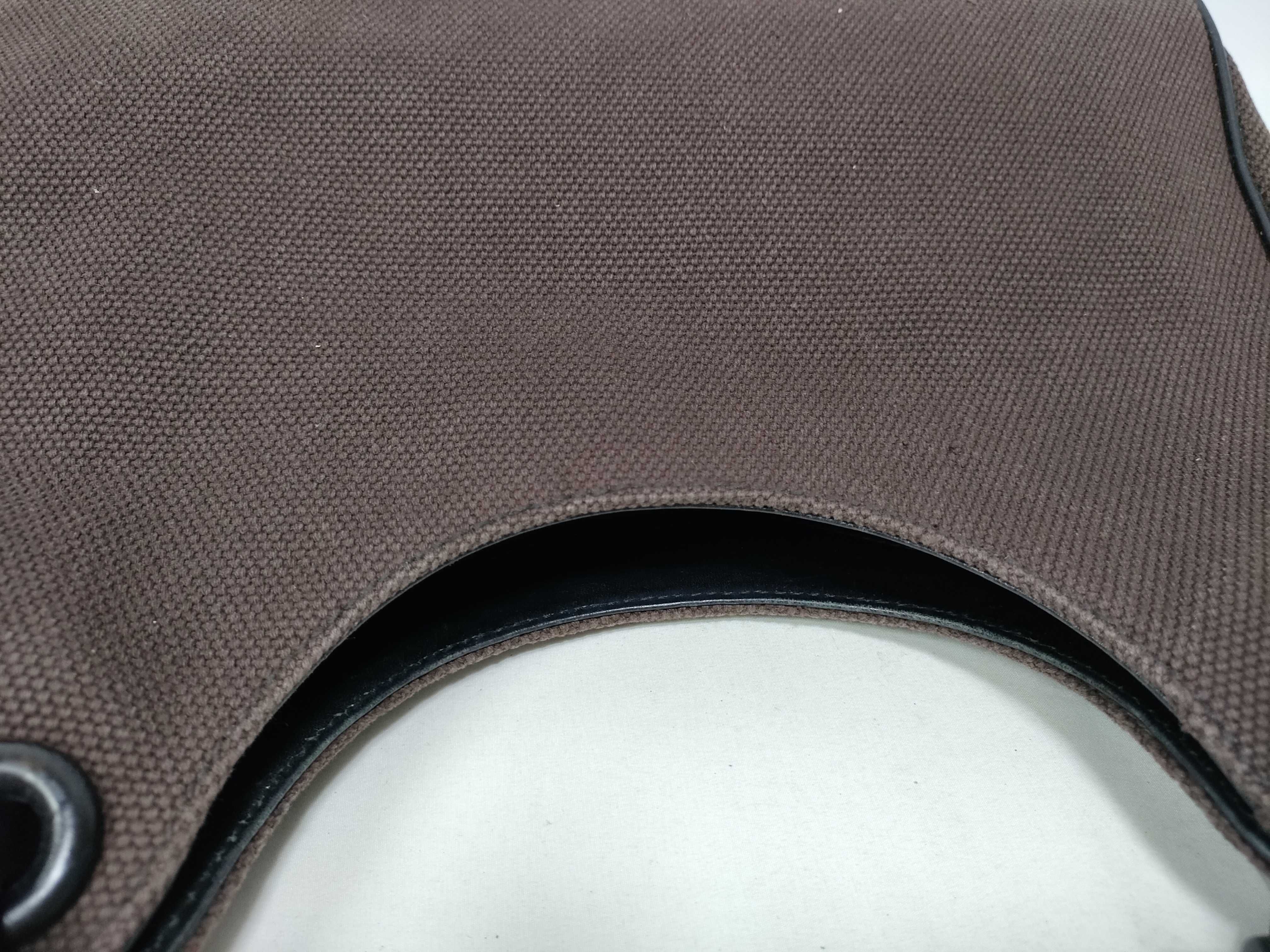Brown GG Canvas Wooden-Handle Wrist Bag — view 11